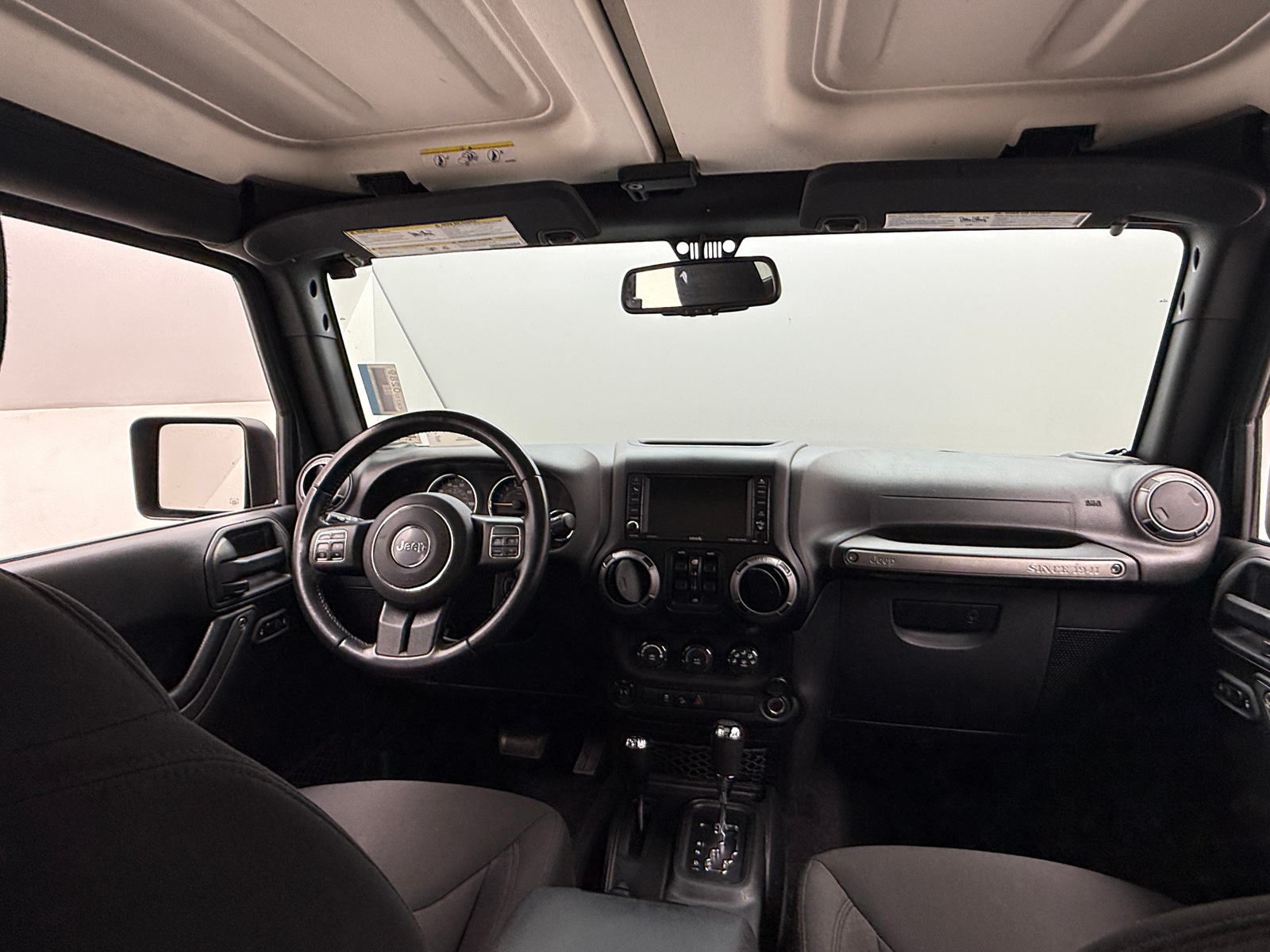 Thumbnail: 2017 Jeep Wrangler - 3