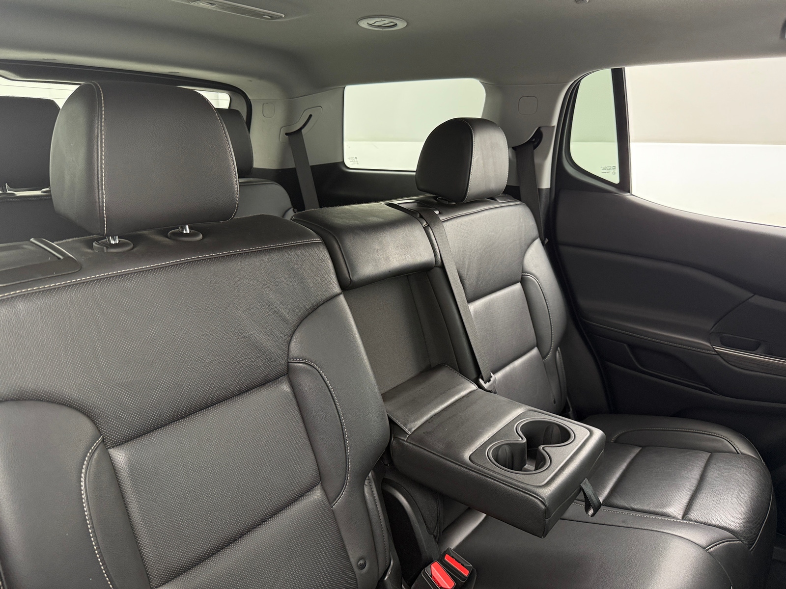 Thumbnail: 2023 GMC Acadia - 5