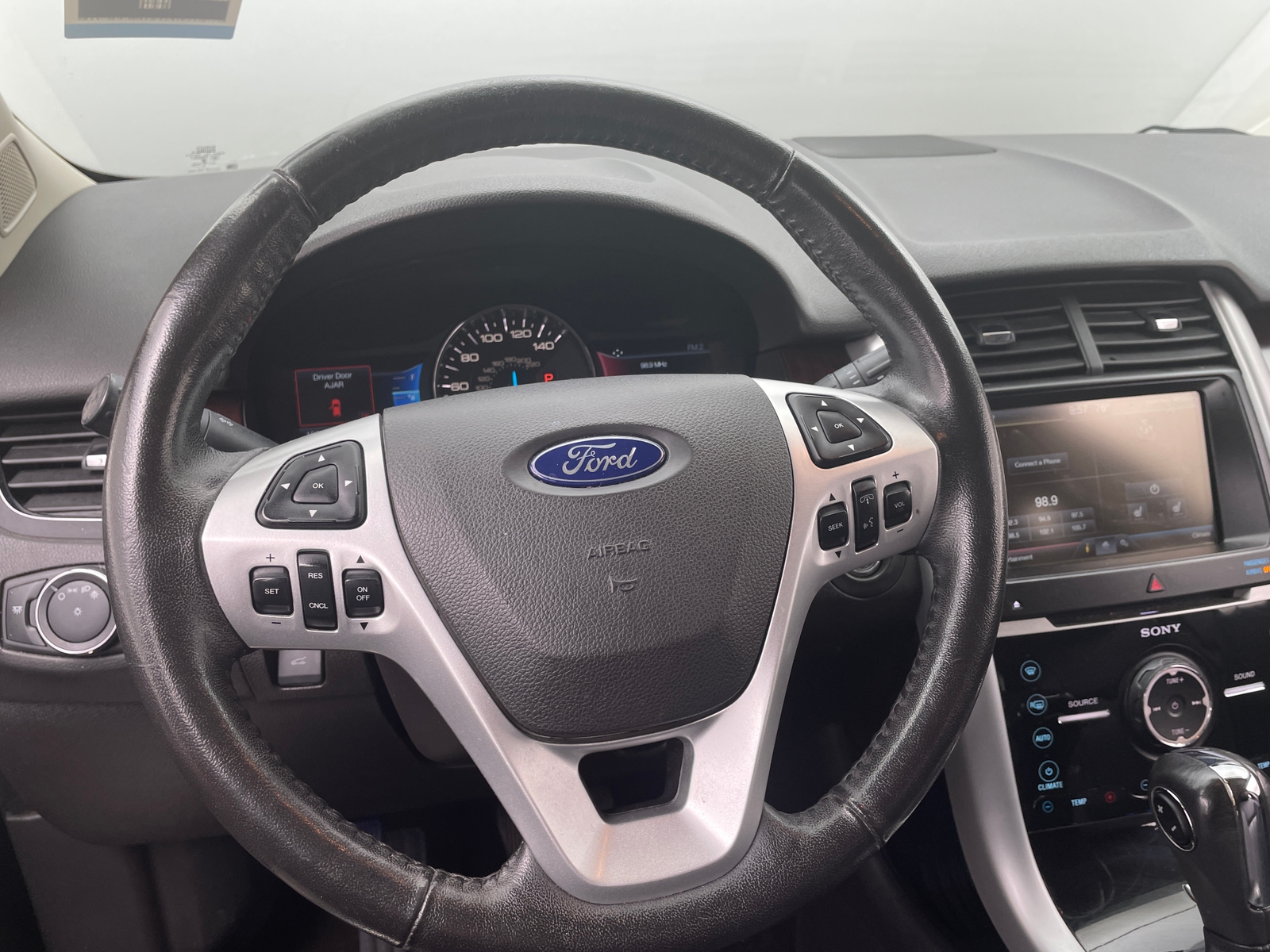Thumbnail: 2014 Ford Edge - 4