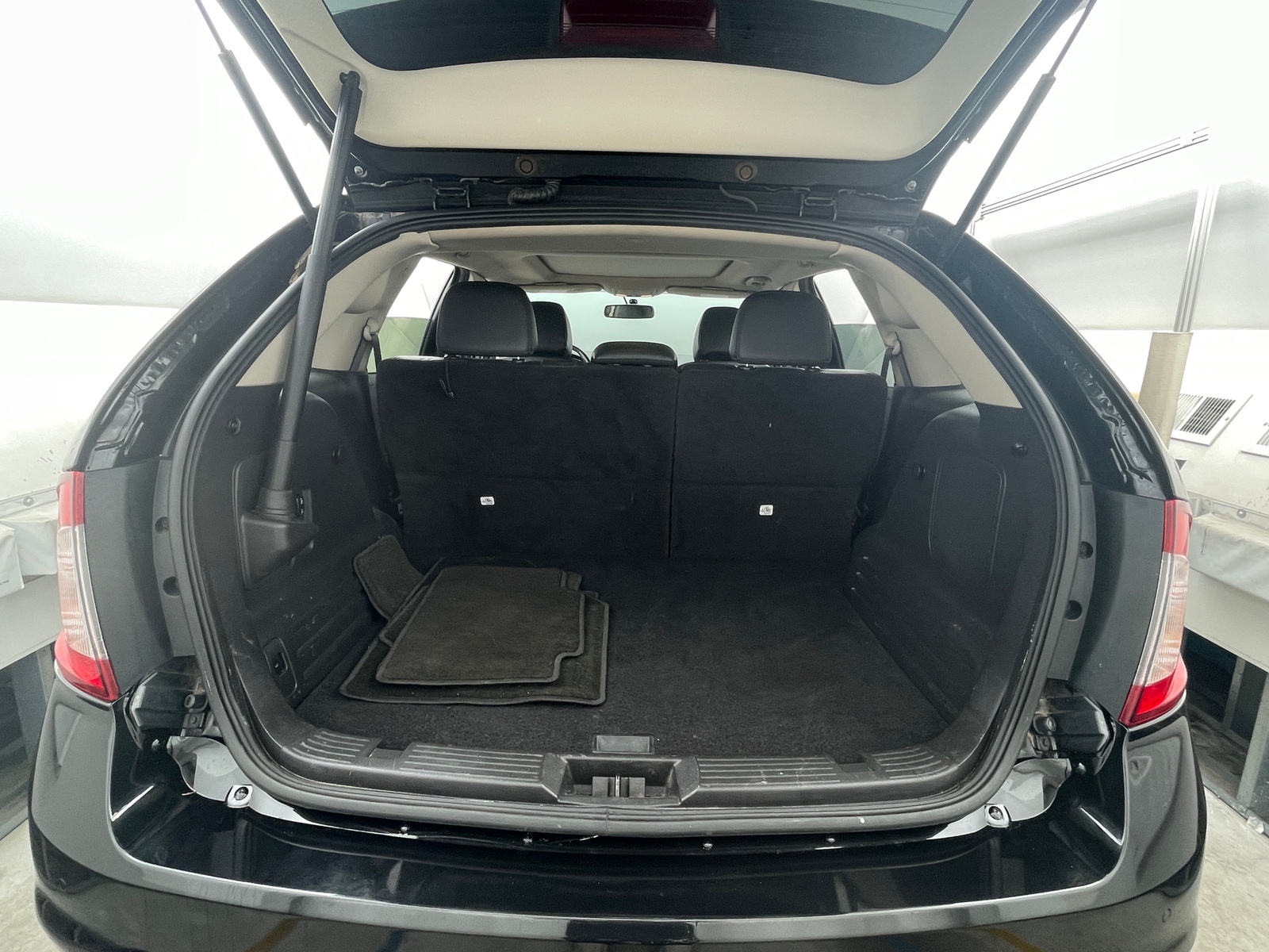 Thumbnail: 2014 Ford Edge - 6