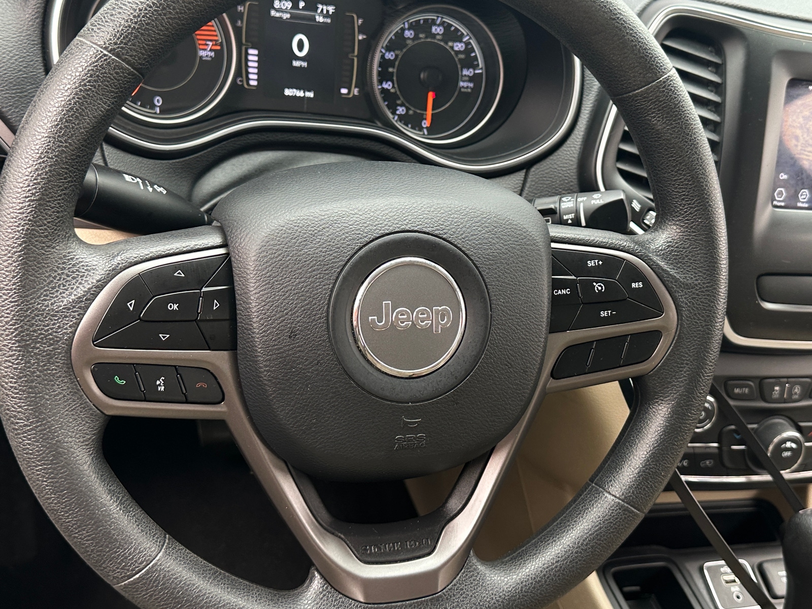 Thumbnail: 2020 Jeep Cherokee - 5