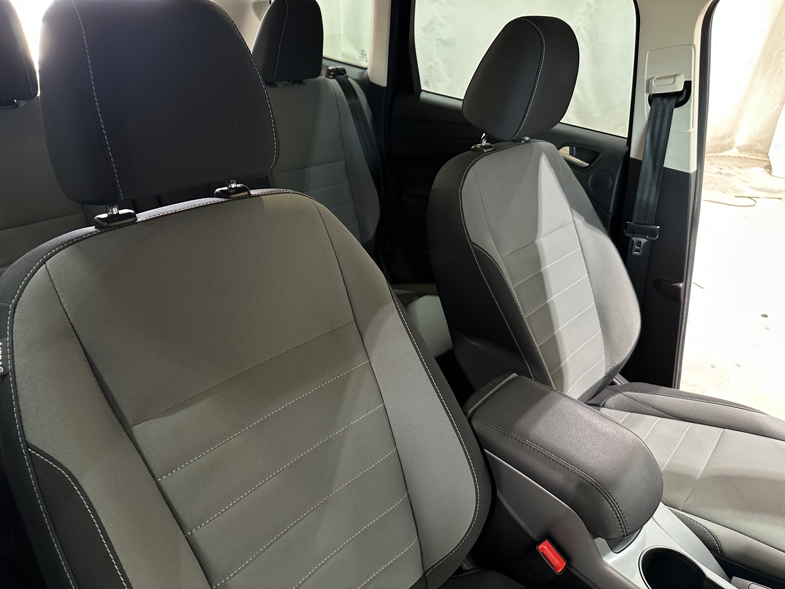 Thumbnail: 2016 Ford Escape - 2