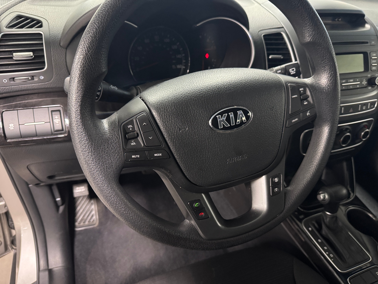 Thumbnail: 2014 Kia Sorento - 5