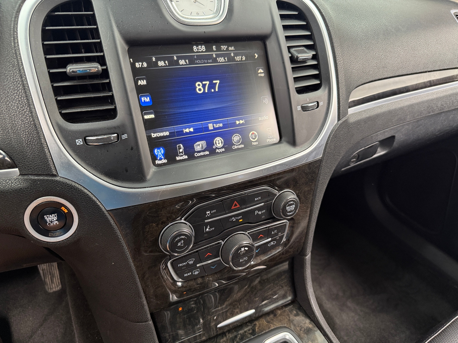 Thumbnail: 2016 Chrysler 300 - 3
