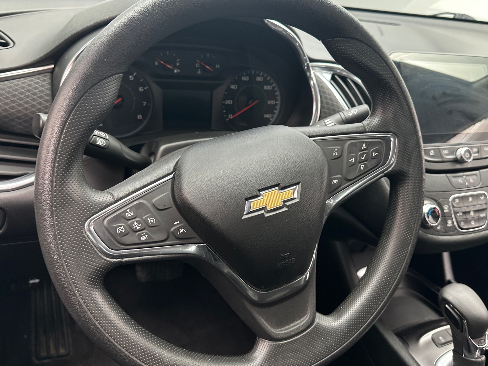 Thumbnail: 2021 Chevrolet Malibu - 5