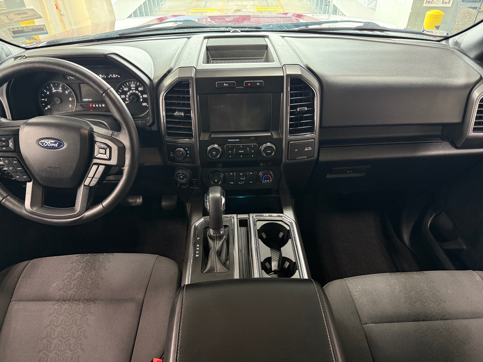 Thumbnail: 2019 Ford Econoline - 3