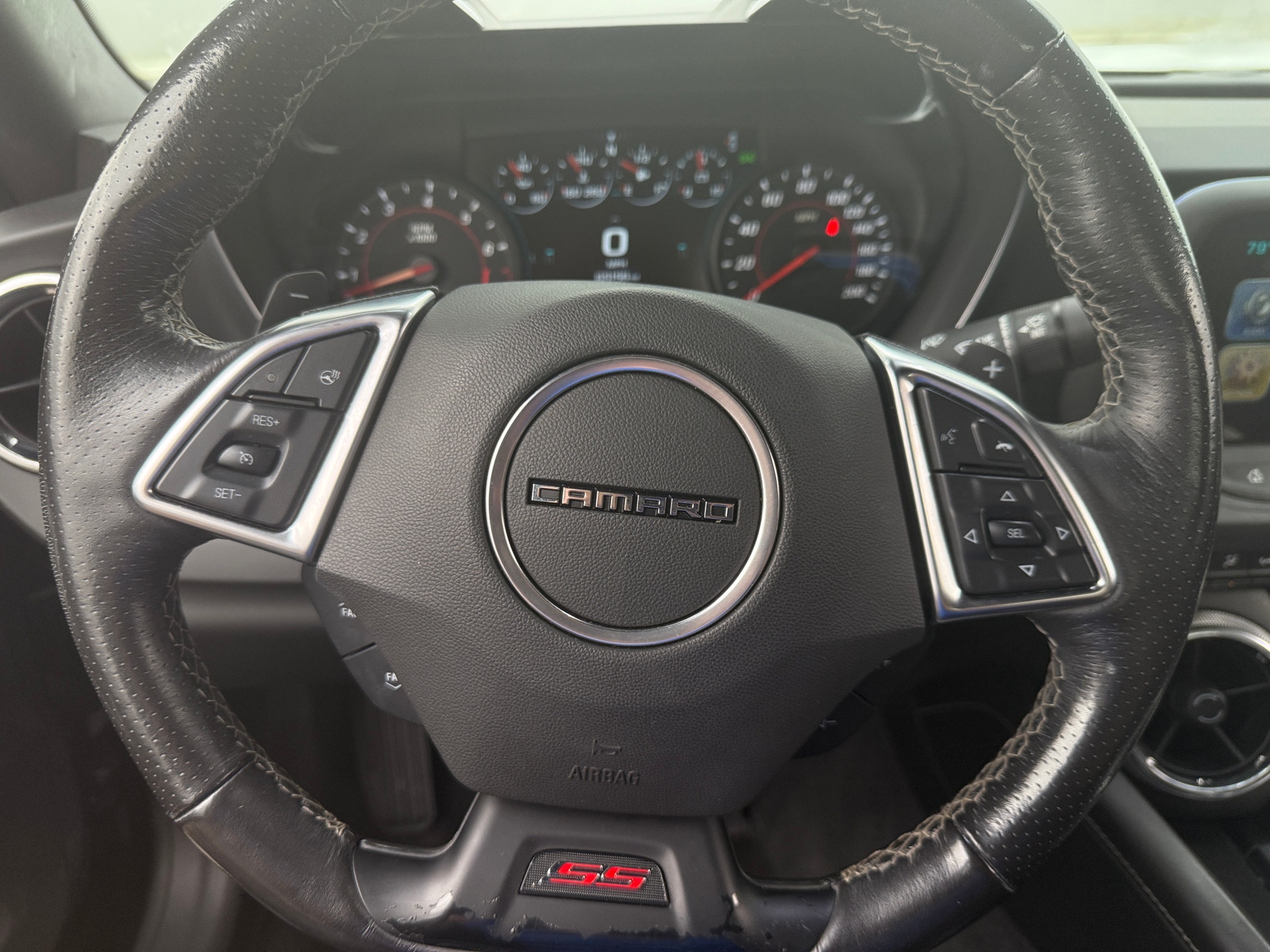 Thumbnail: 2018 Chevrolet Camaro - 4