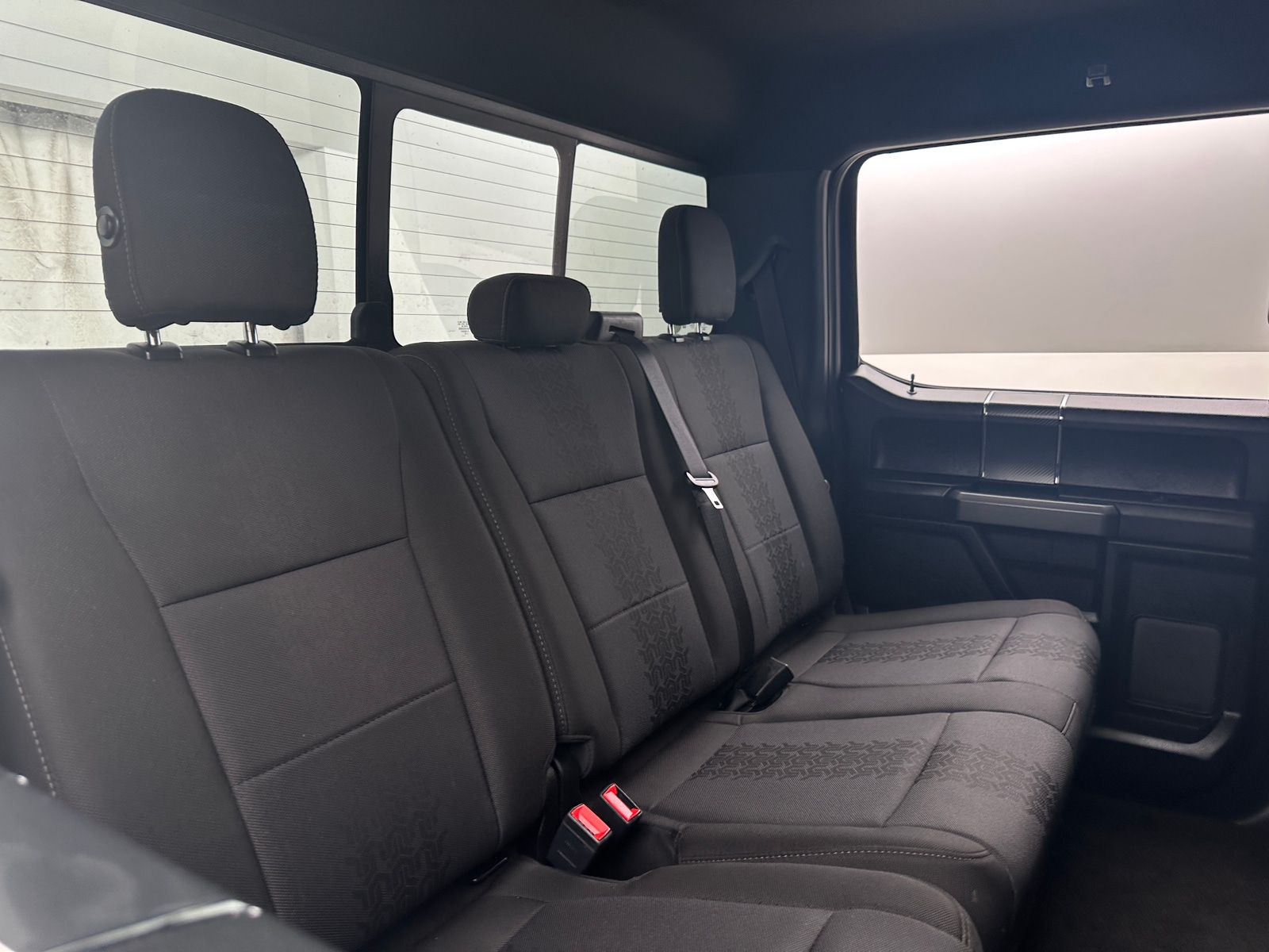 Thumbnail: 2019 Ford Econoline - 6