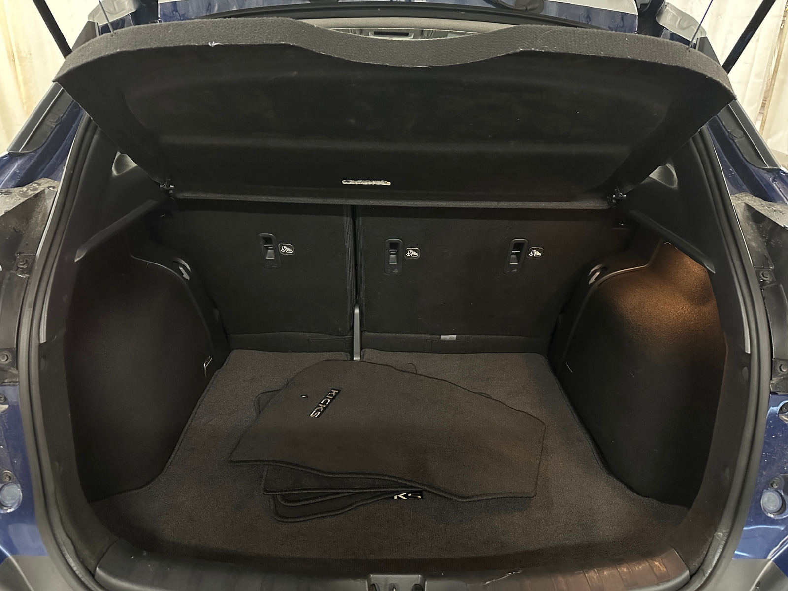 Thumbnail: 2019 Nissan Kicks - 7