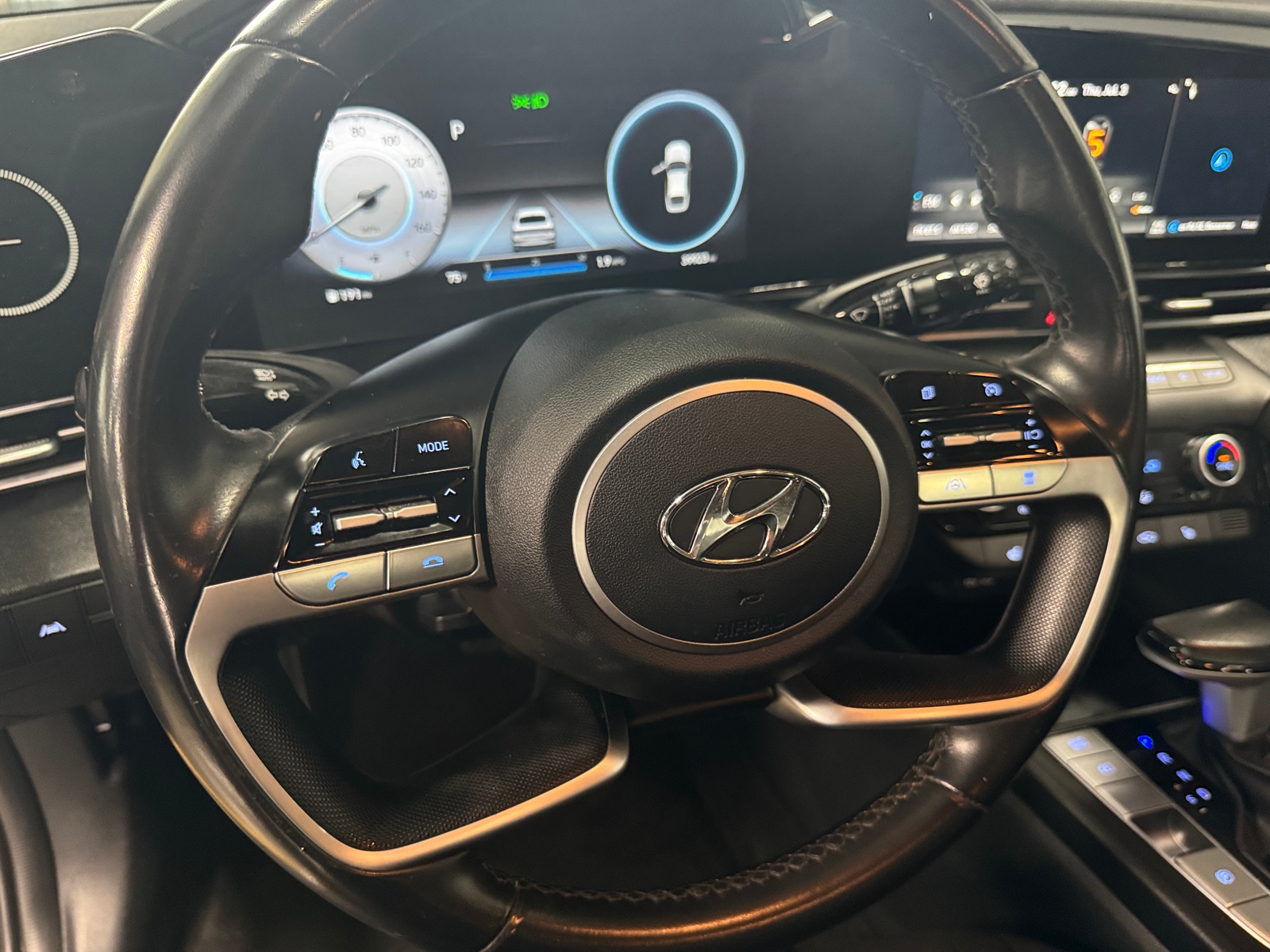 Thumbnail: 2023 Hyundai Elantra - 5