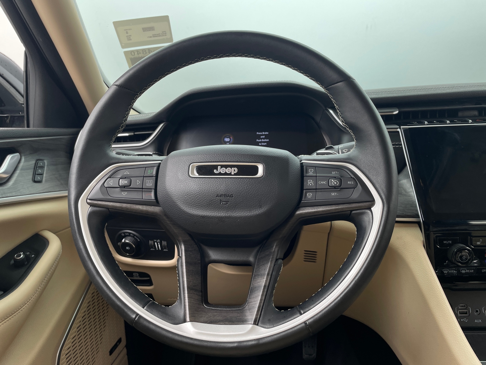 Thumbnail: 2022 Jeep Grand Cherokee - 5