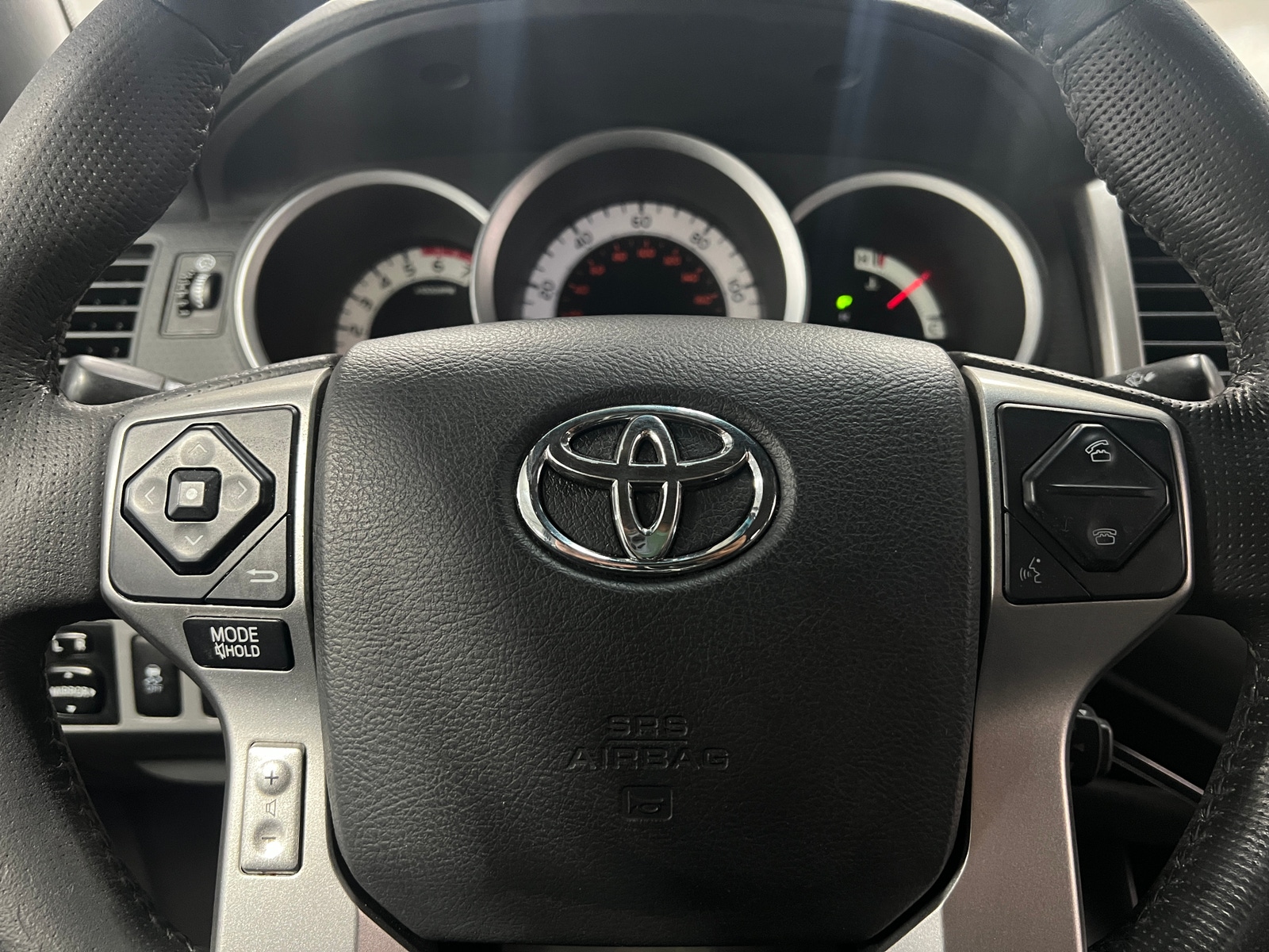 Thumbnail: 2015 Toyota Tacoma - 5