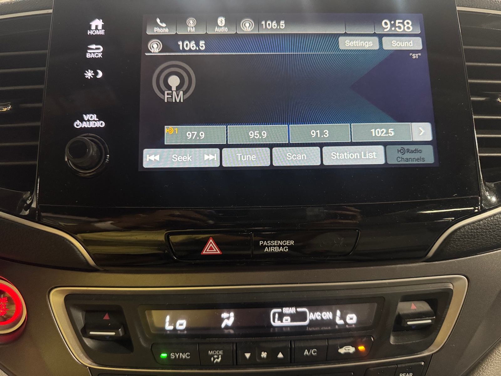 Thumbnail: 2020 Honda Pilot - 4