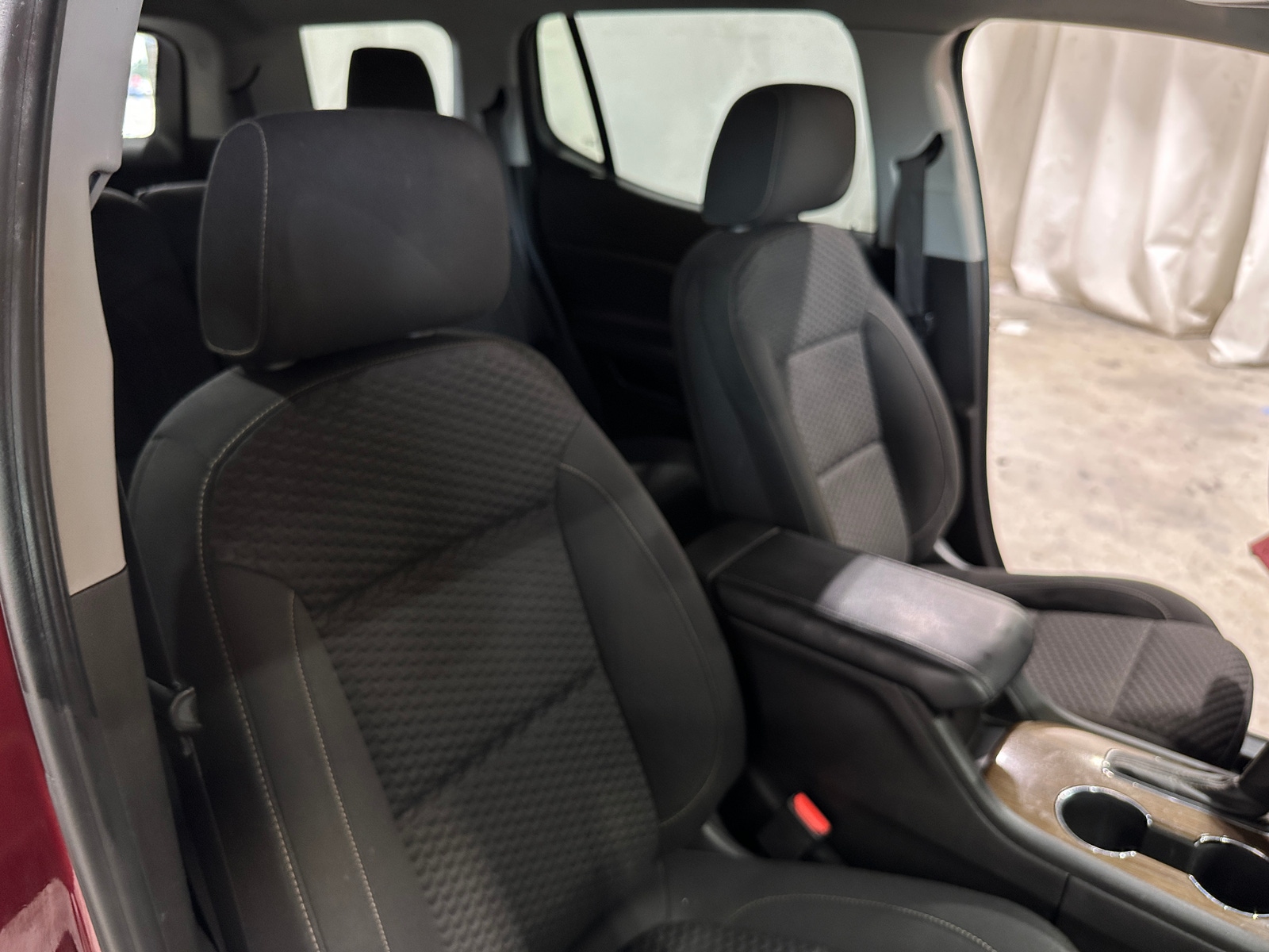 Thumbnail: 2019 GMC Acadia - 2
