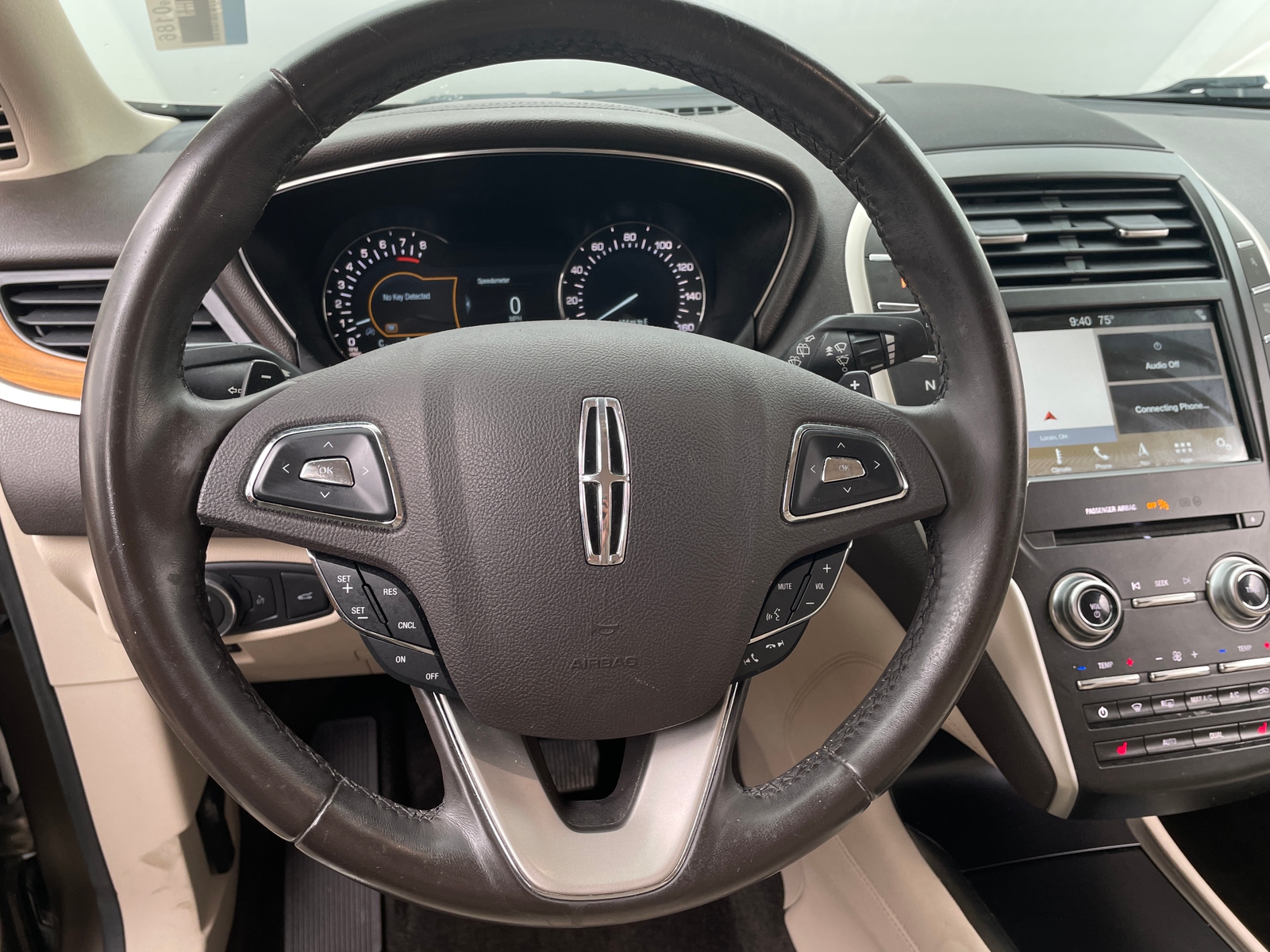 Thumbnail: 2018 Lincoln MKC - 4