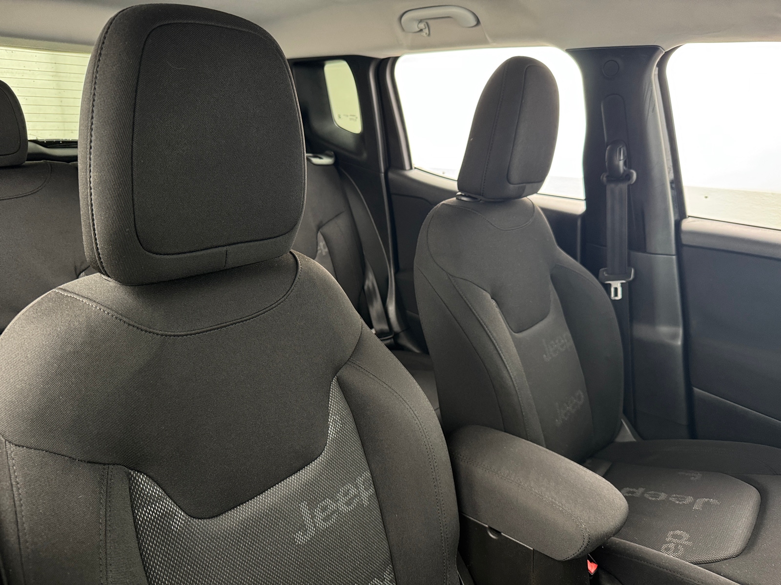 Thumbnail: 2017 Jeep Renegade - 2