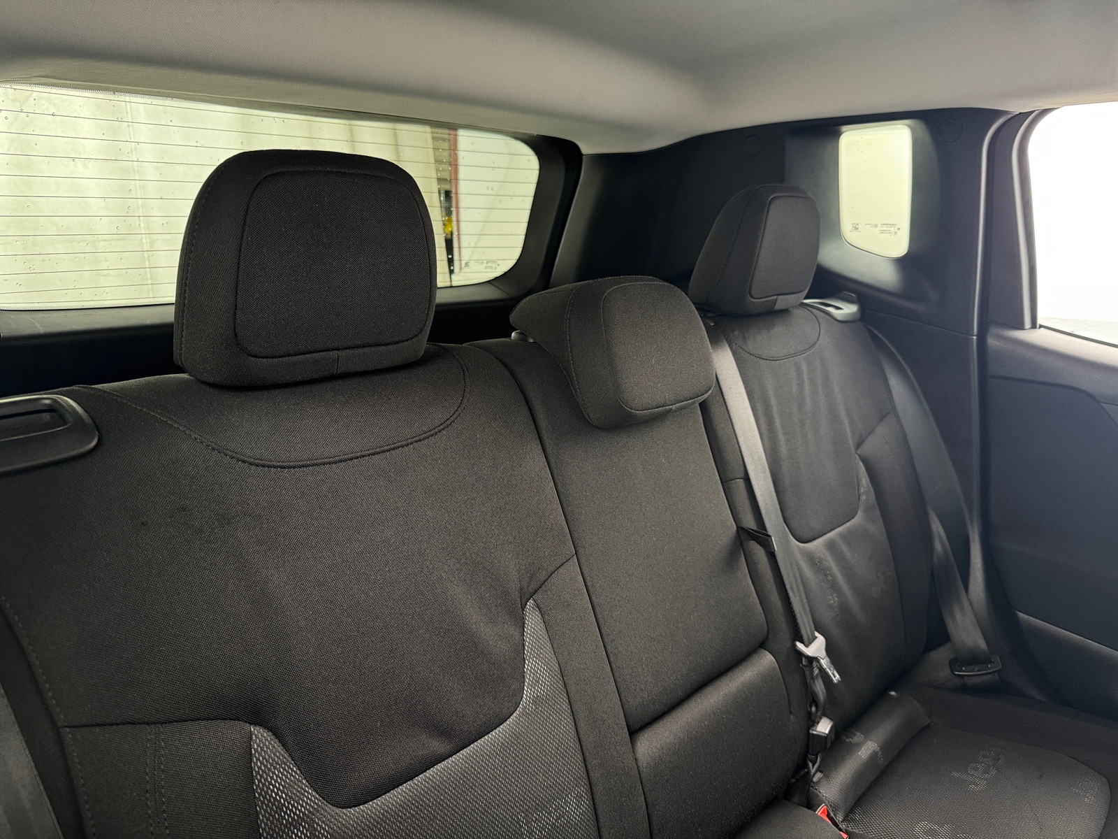 Thumbnail: 2017 Jeep Renegade - 6