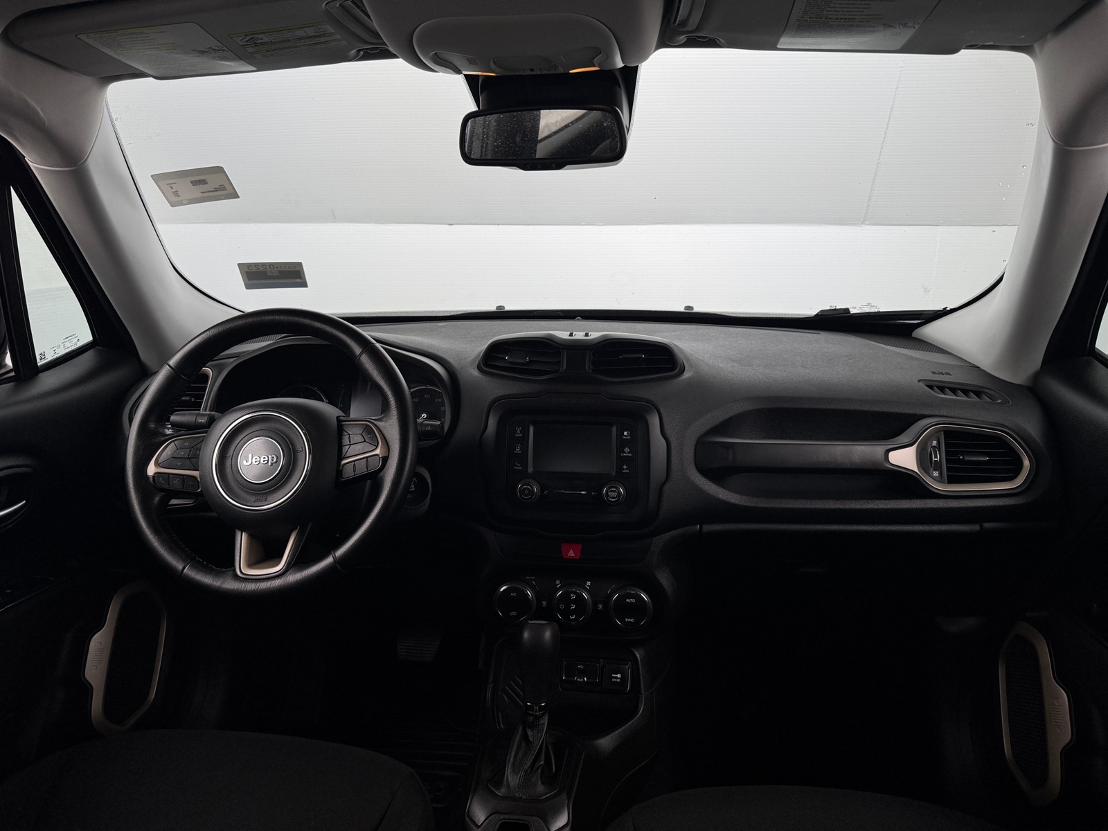 Thumbnail: 2017 Jeep Renegade - 3