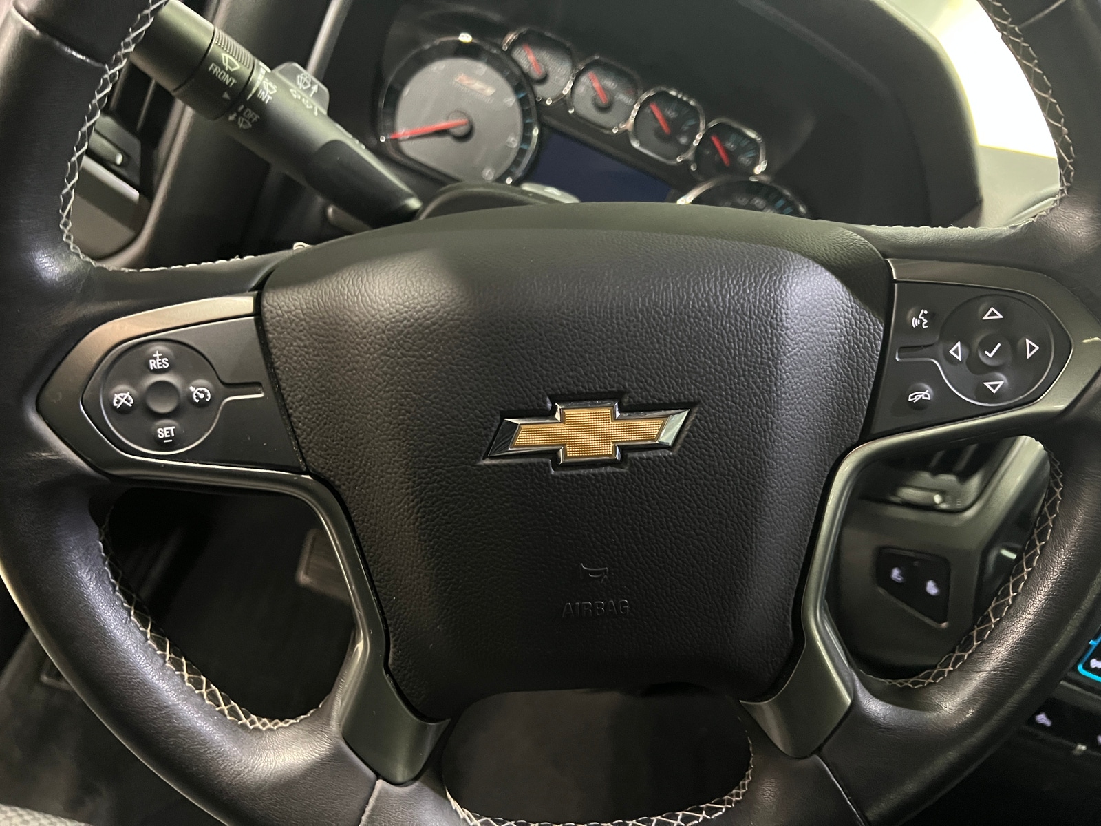 Thumbnail: 2019 Chevrolet Silverado 1500 - 5