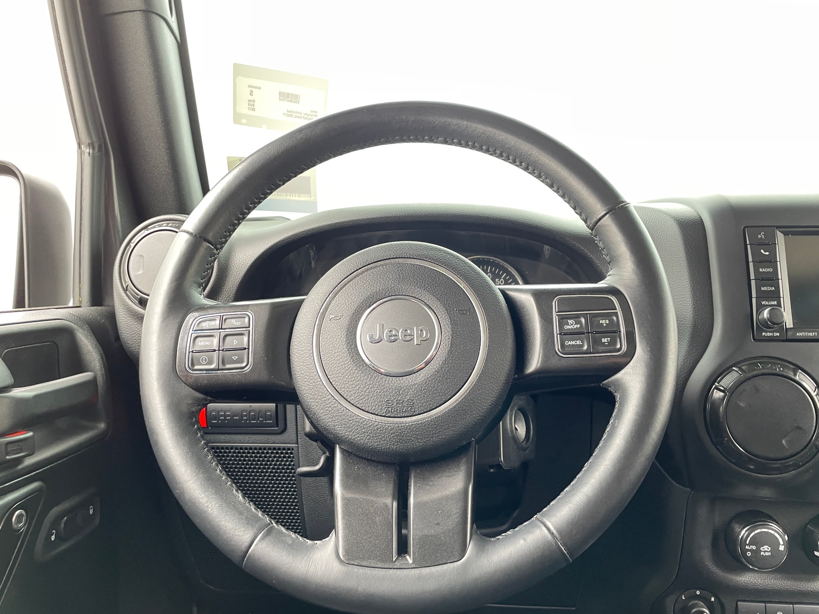 Thumbnail: 2017 Jeep Wrangler - 5