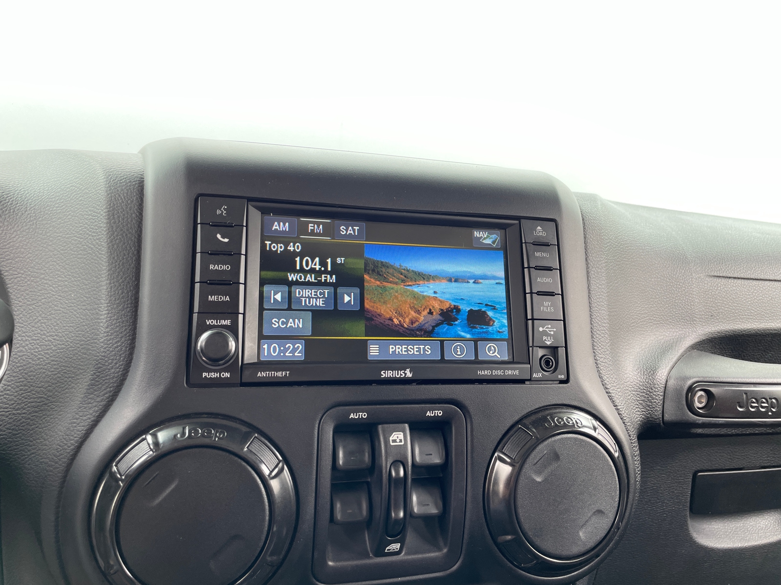Thumbnail: 2017 Jeep Wrangler - 4