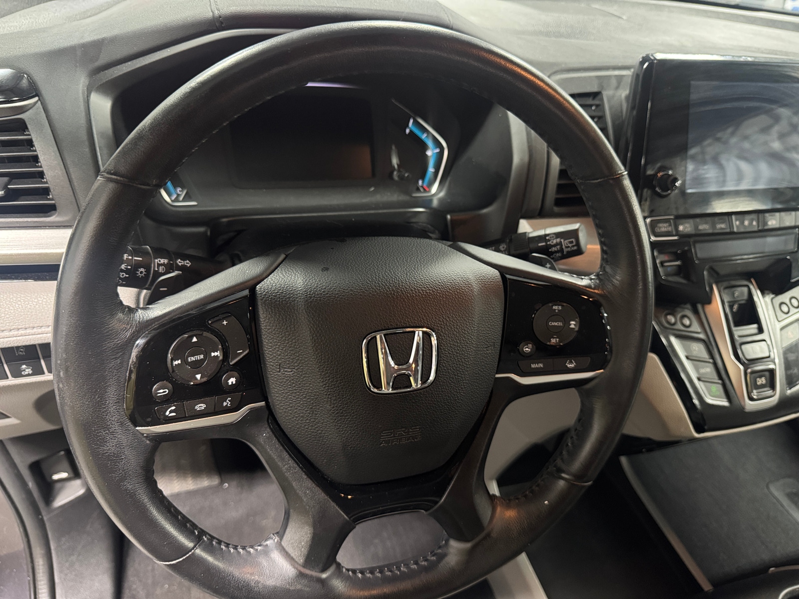 Thumbnail: 2018 Honda Odyssey - 4