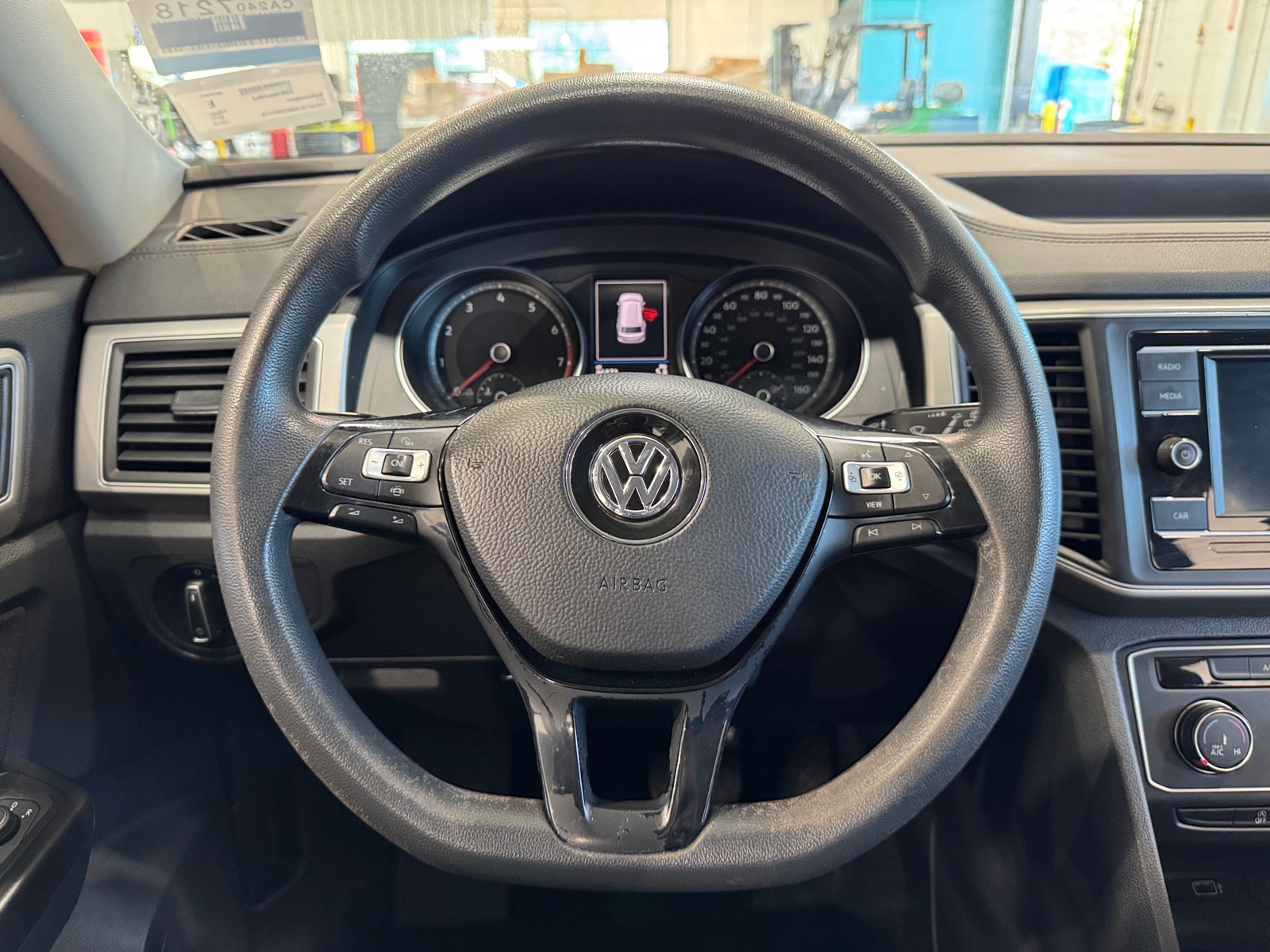 Thumbnail: 2019 Volkswagen Atlas - 5