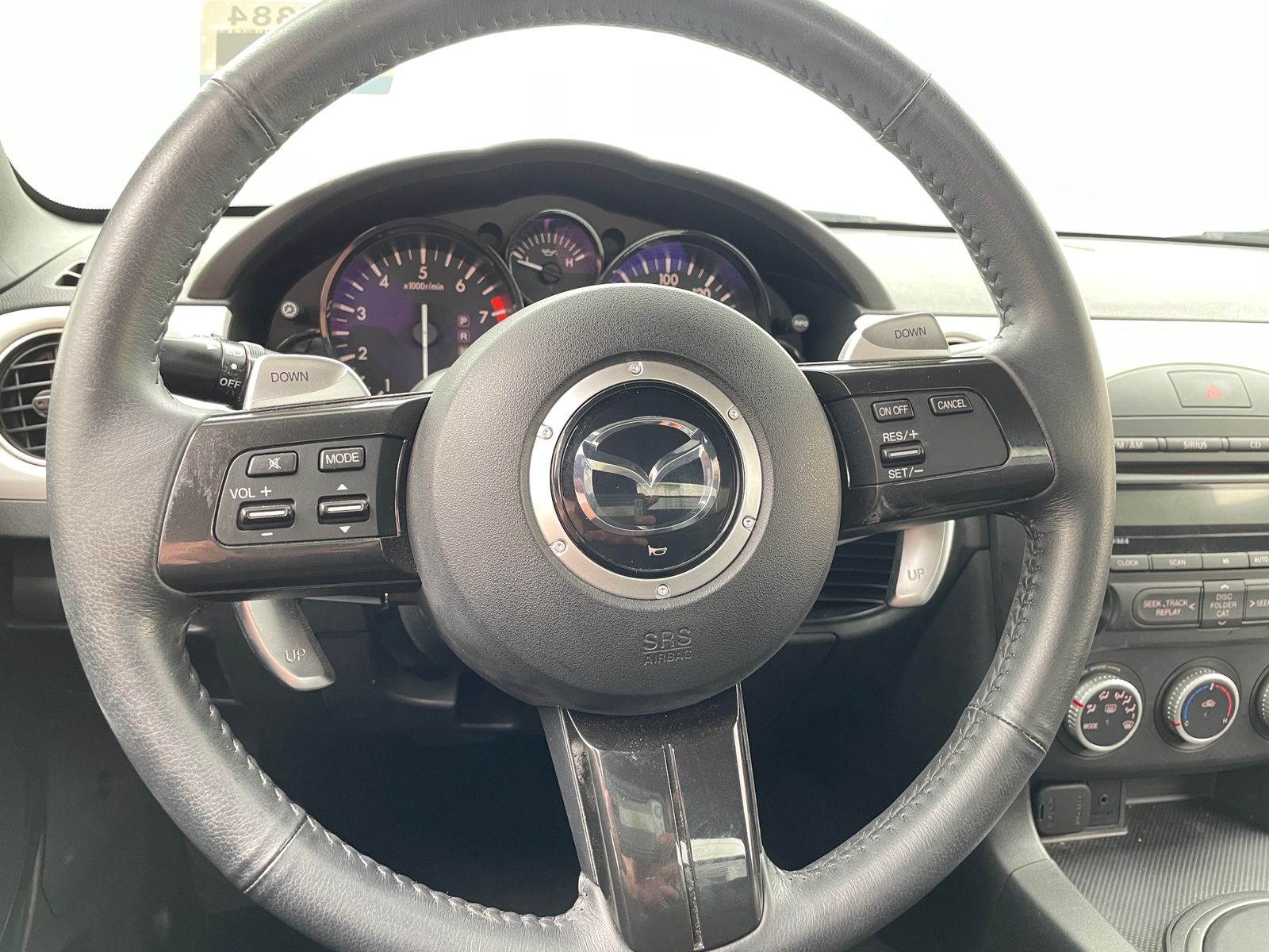 Thumbnail: 2014 Mazda MX-5 Miata - 4