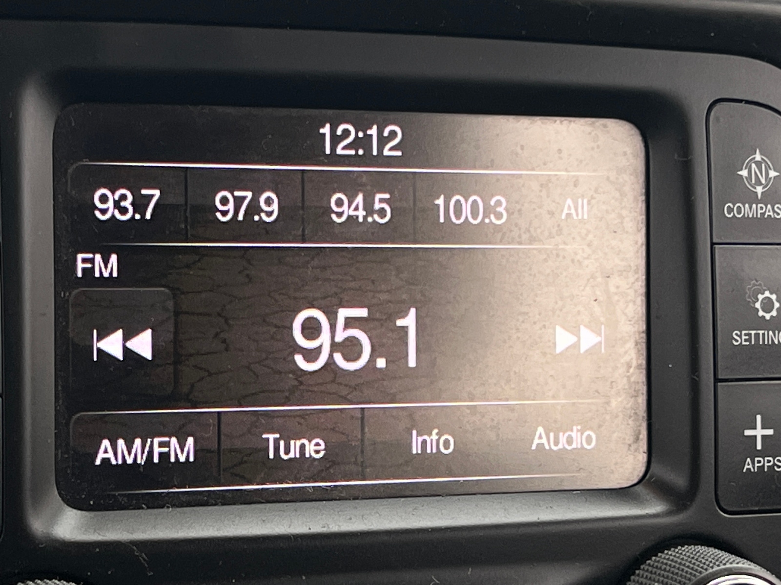 Thumbnail: 2019 Jeep Renegade - 4