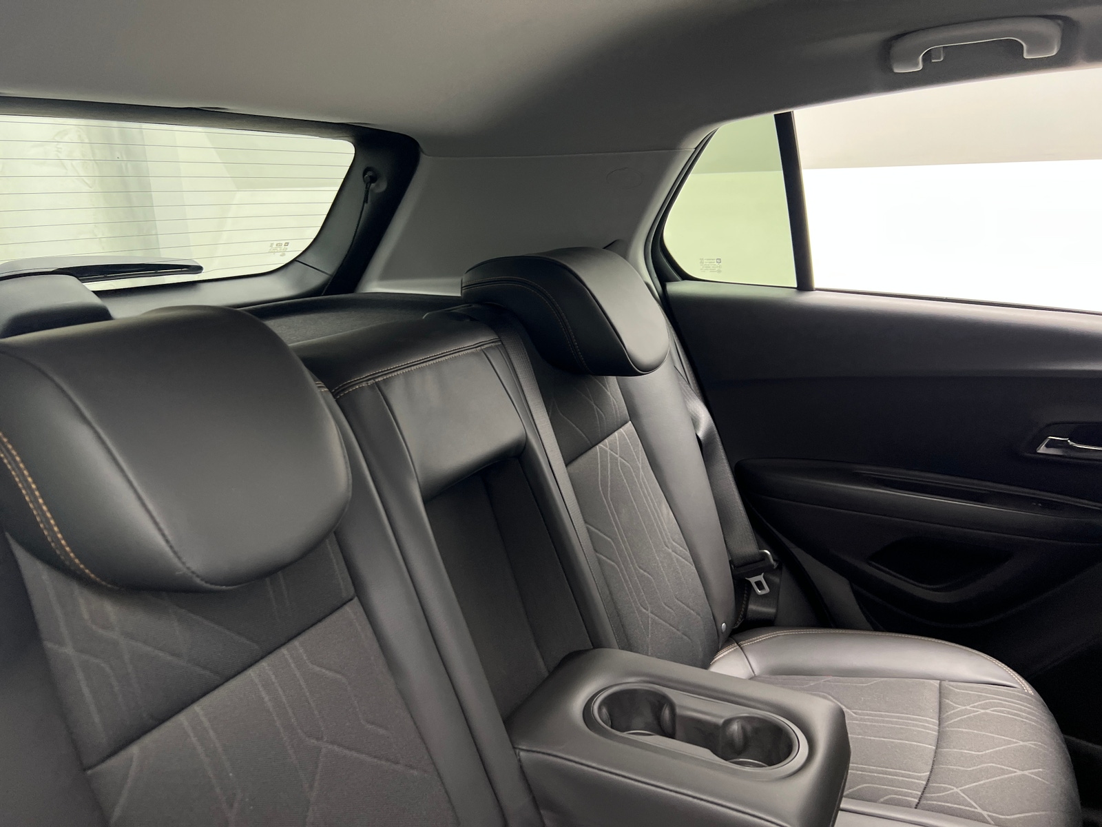Thumbnail: 2021 Chevrolet Trax - 6