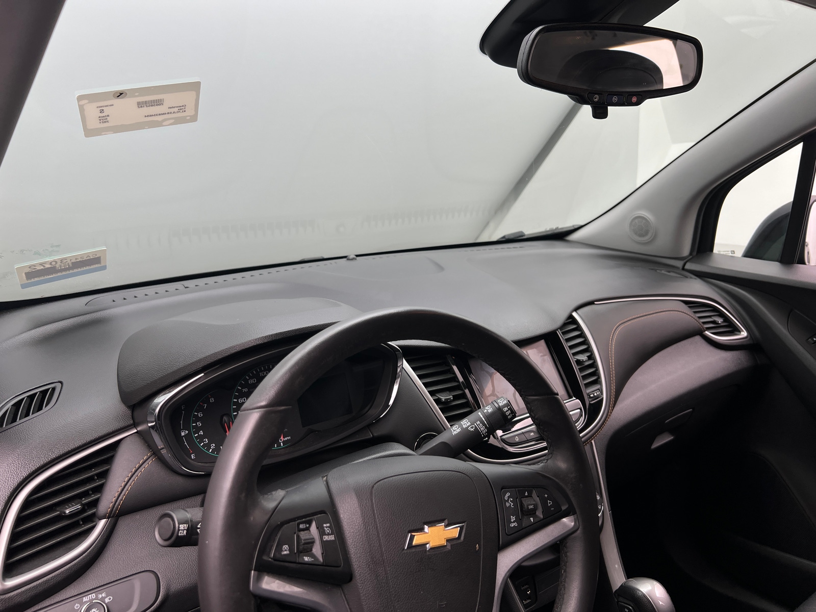 Thumbnail: 2021 Chevrolet Trax - 3