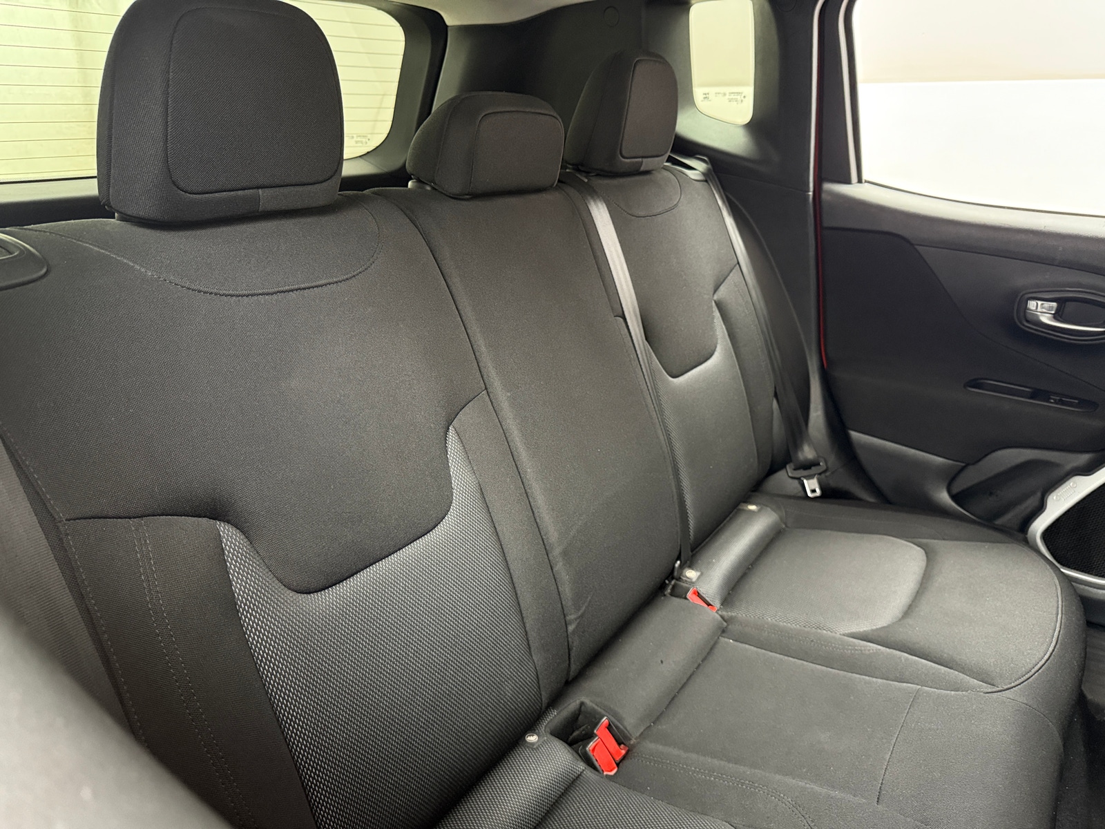 Thumbnail: 2019 Jeep Renegade - 6