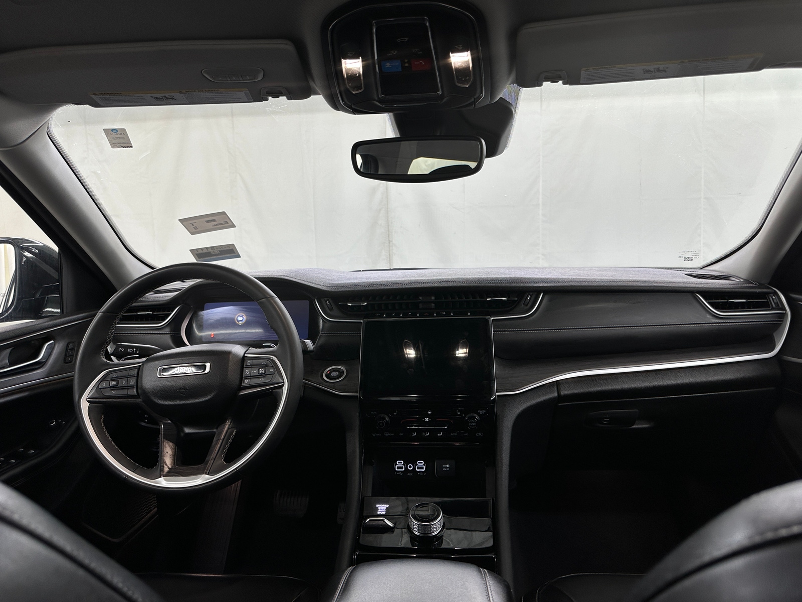 Thumbnail: 2023 Jeep Grand Cherokee L - 2