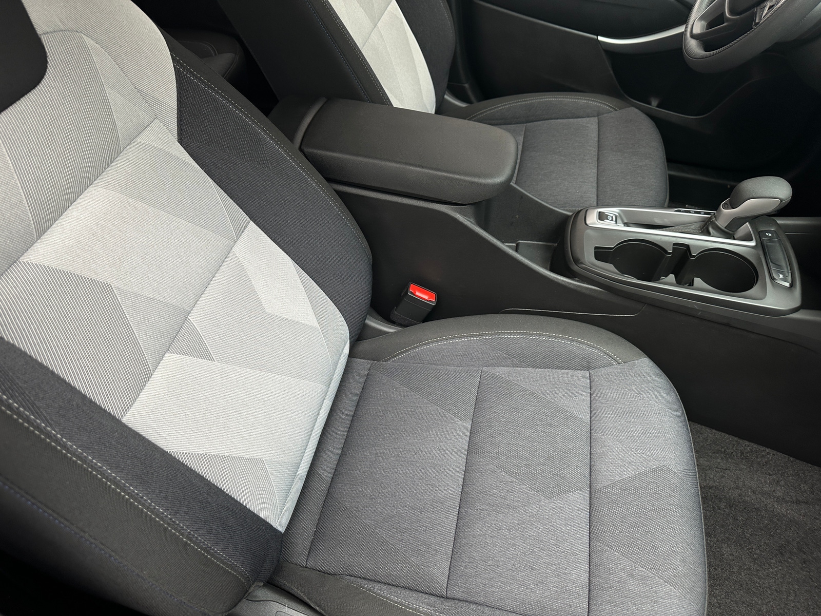 Thumbnail: 2024 Chevrolet Trax - 2