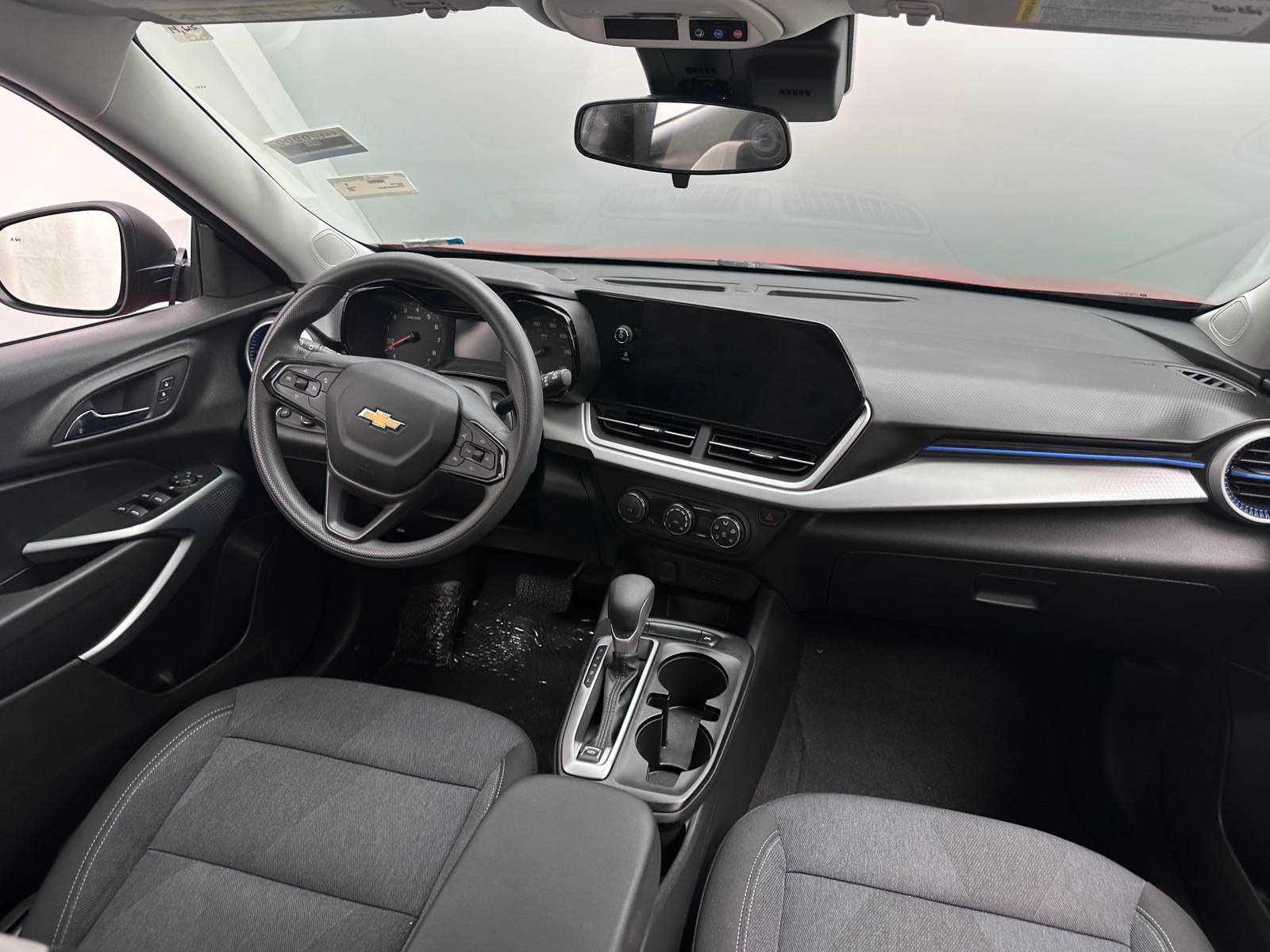 Thumbnail: 2024 Chevrolet Trax - 3