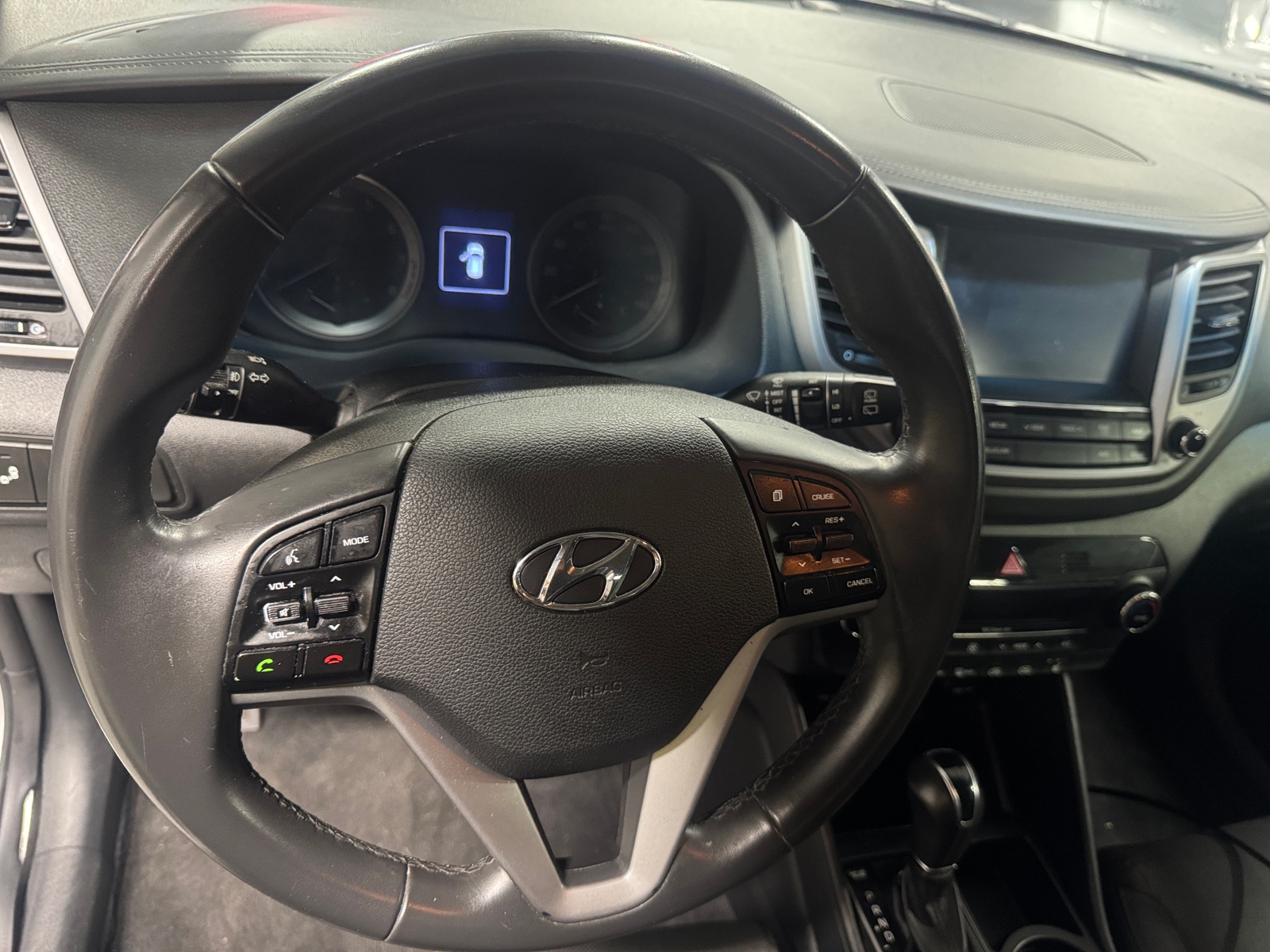 Thumbnail: 2017 Hyundai Tucson - 4