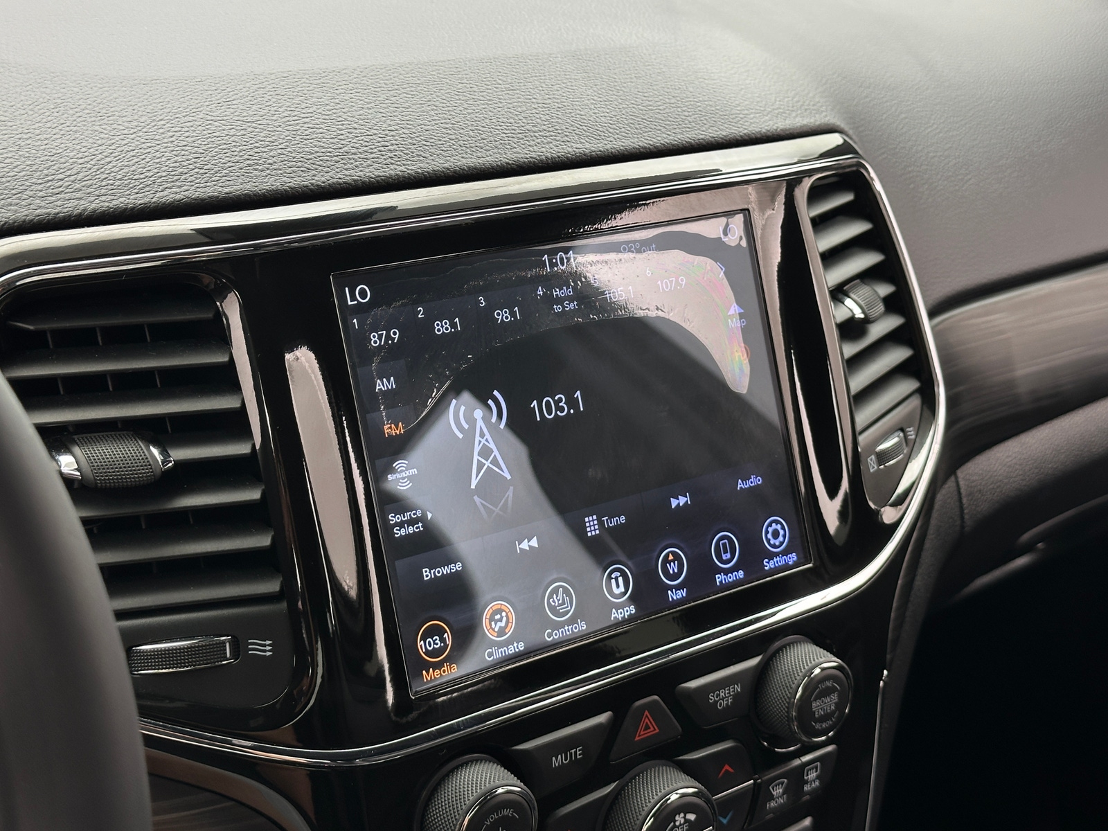 Thumbnail: 2021 Jeep Grand Cherokee - 4