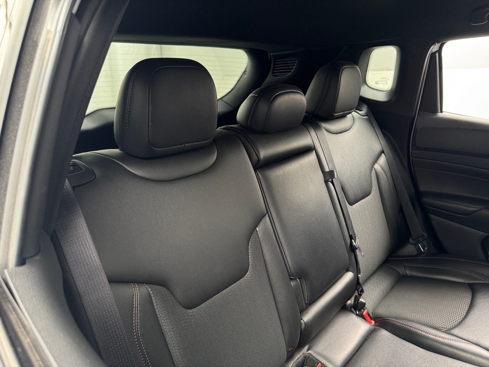 Thumbnail: 2023 Jeep Compass - 5