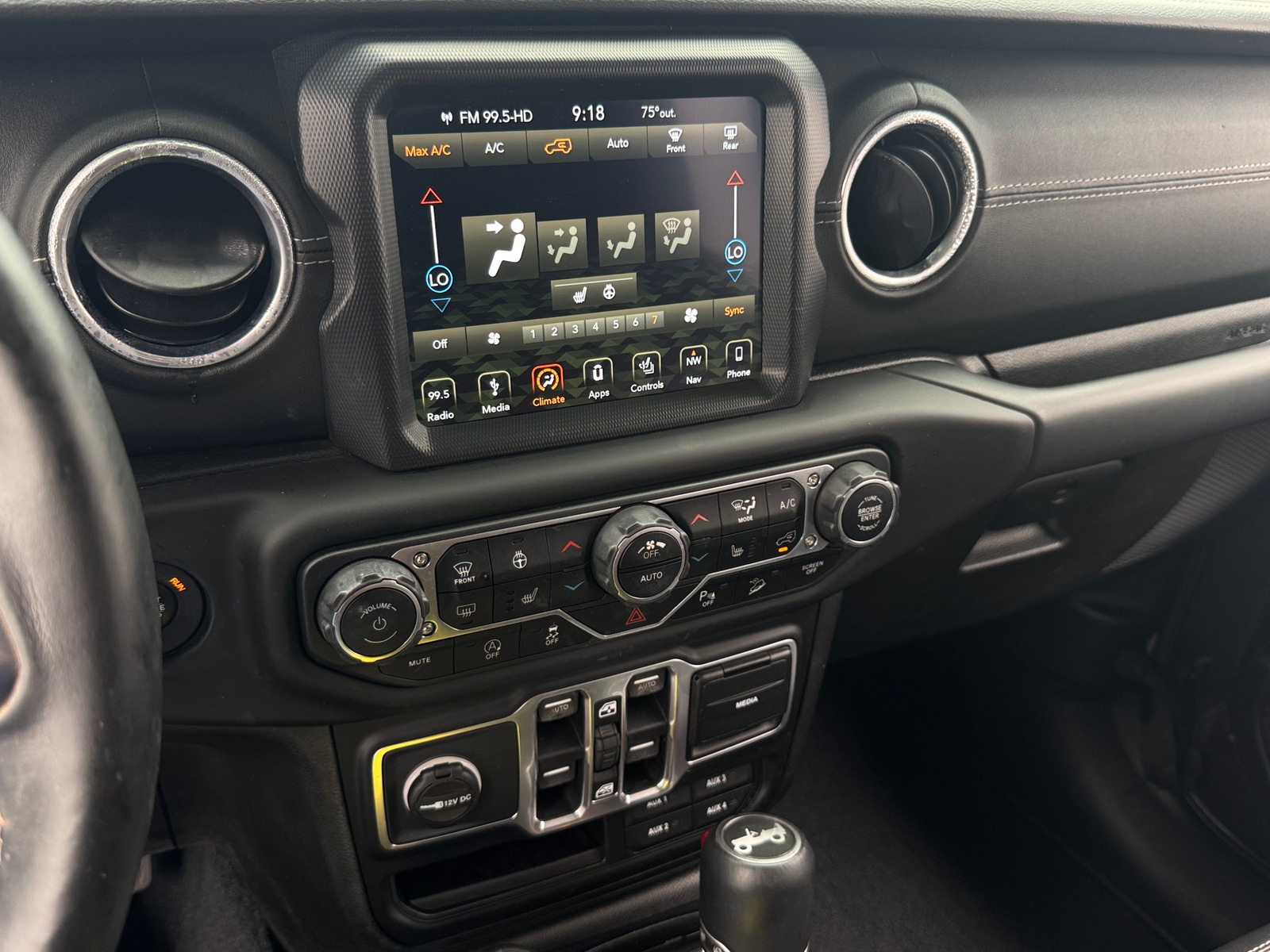 Thumbnail: 2018 Jeep Wrangler - 3