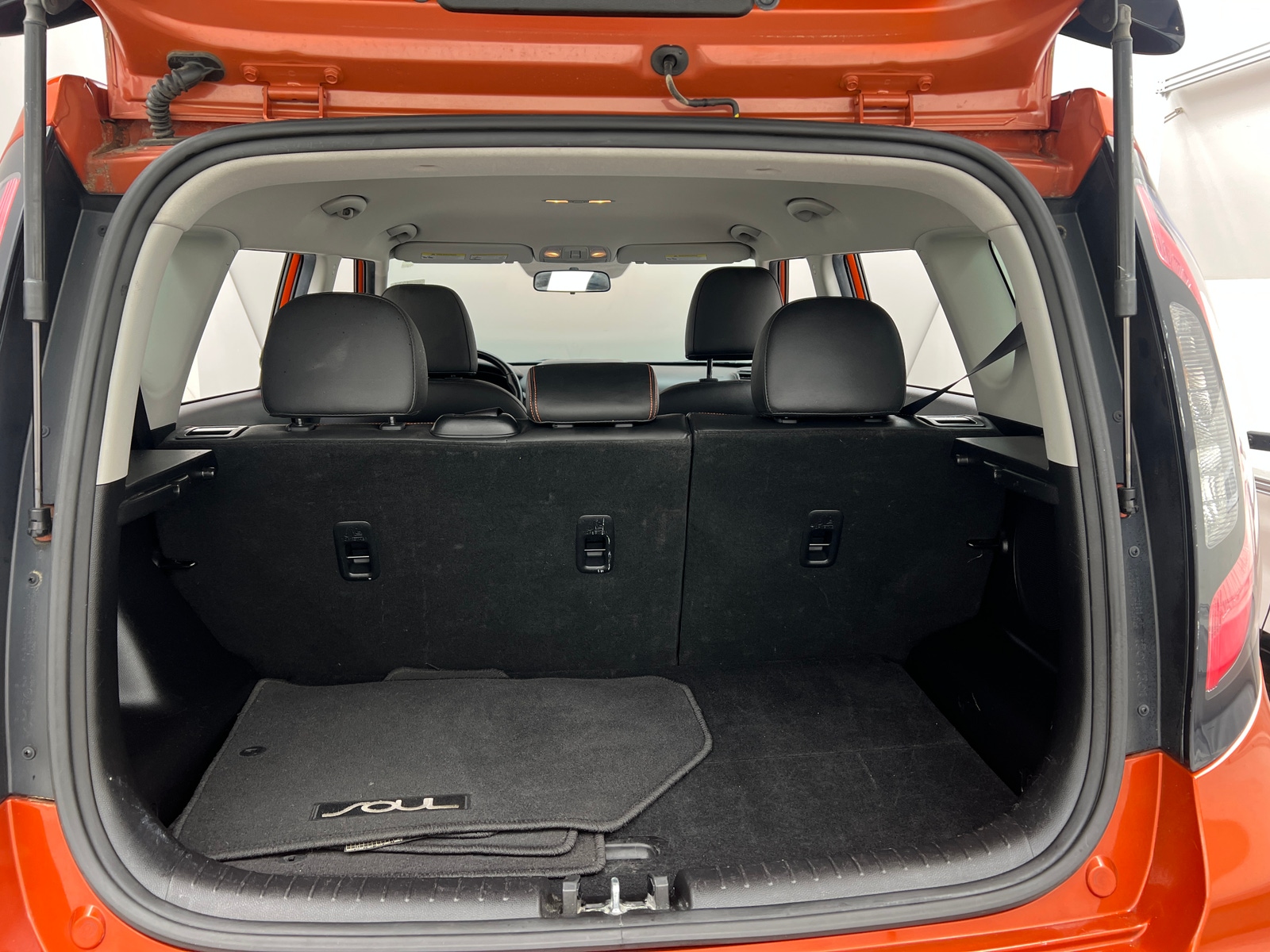 Thumbnail: 2018 Kia Soul - 6
