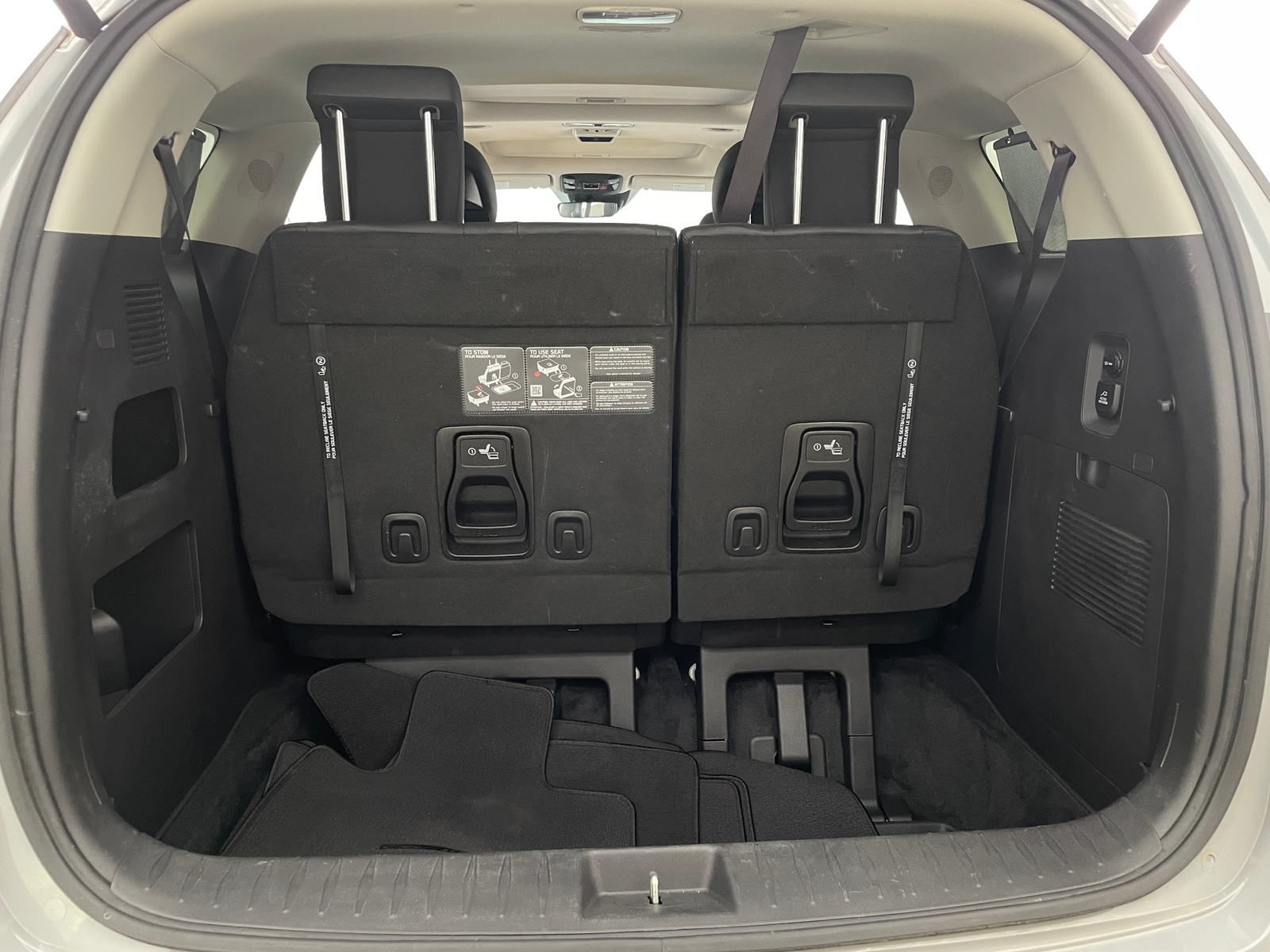 Thumbnail: 2024 Kia Carnival - 6