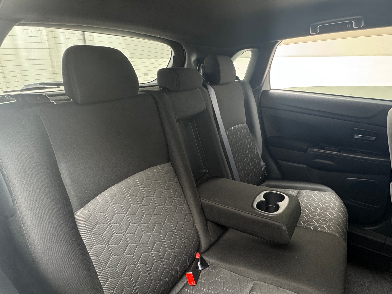 Thumbnail: 2020 Mitsubishi Outlander Sport - 6
