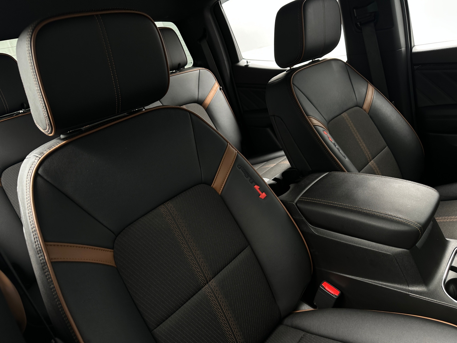Thumbnail: 2023 GMC Canyon - 2
