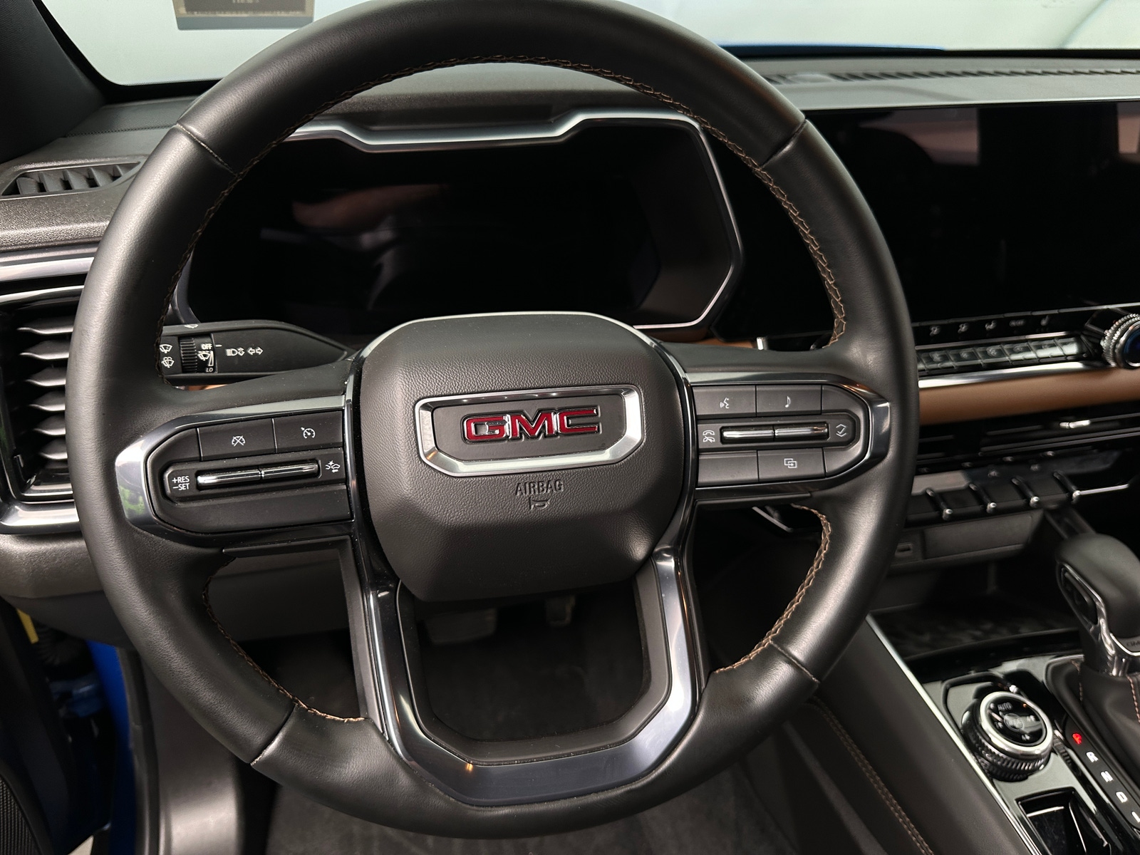 Thumbnail: 2023 GMC Canyon - 5