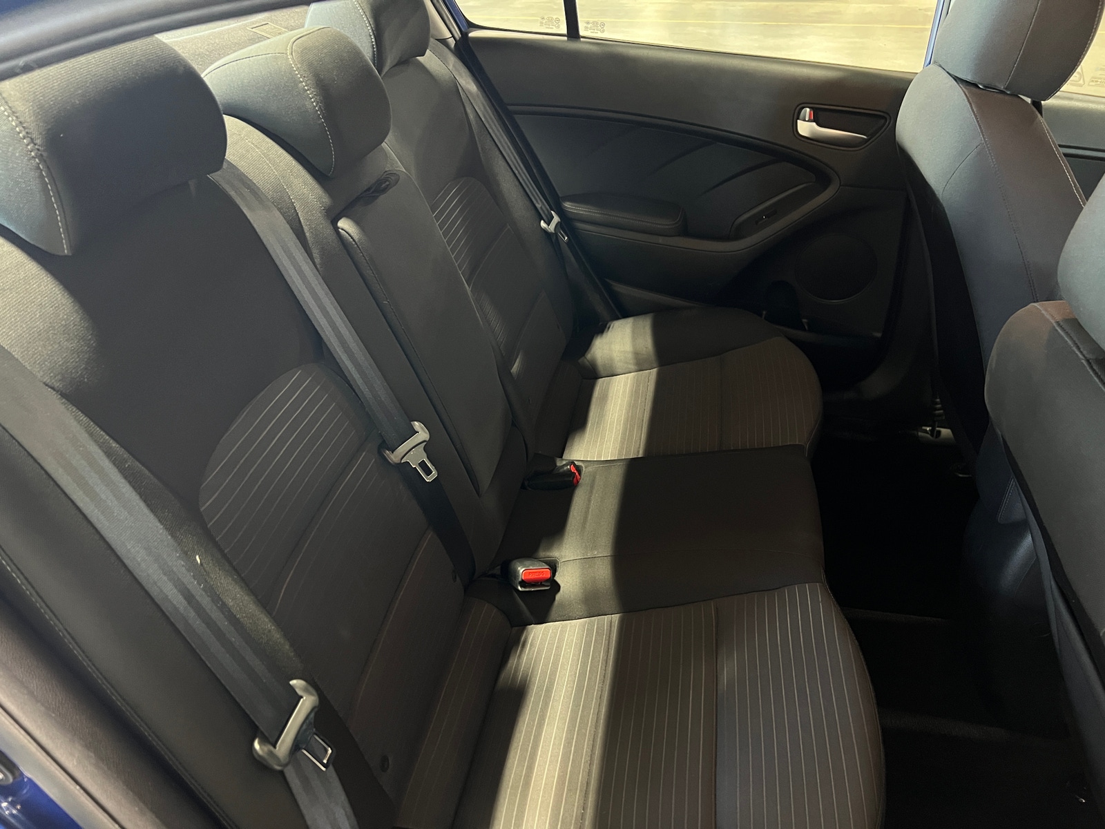 Thumbnail: 2017 Kia Forte - 6