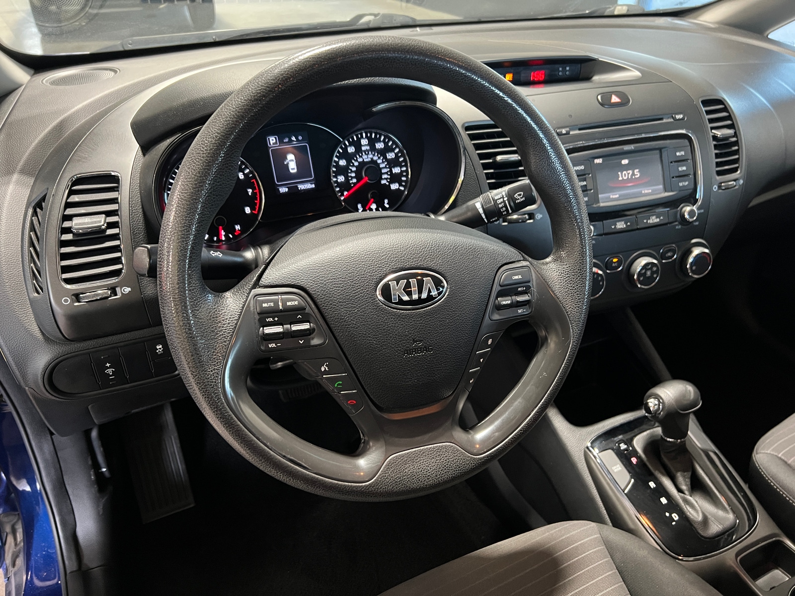 Thumbnail: 2017 Kia Forte - 5