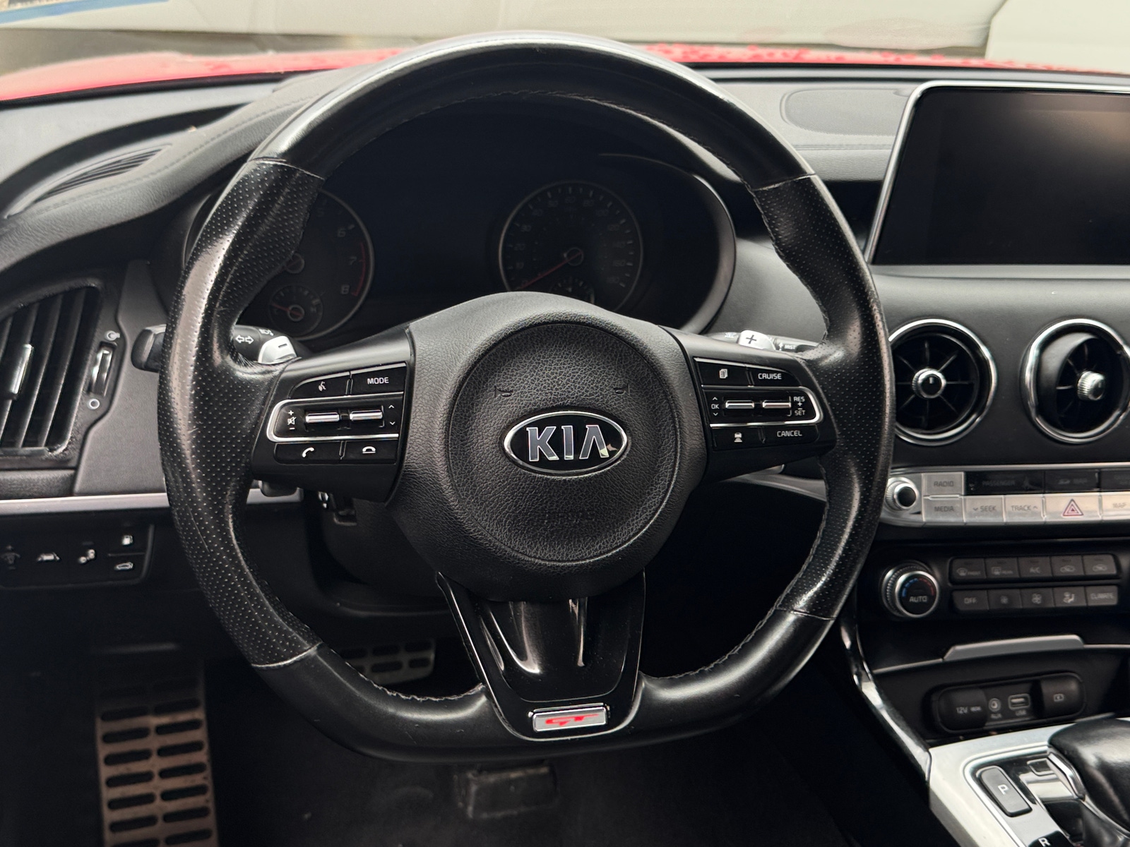 Thumbnail: 2018 Kia Stinger - 4
