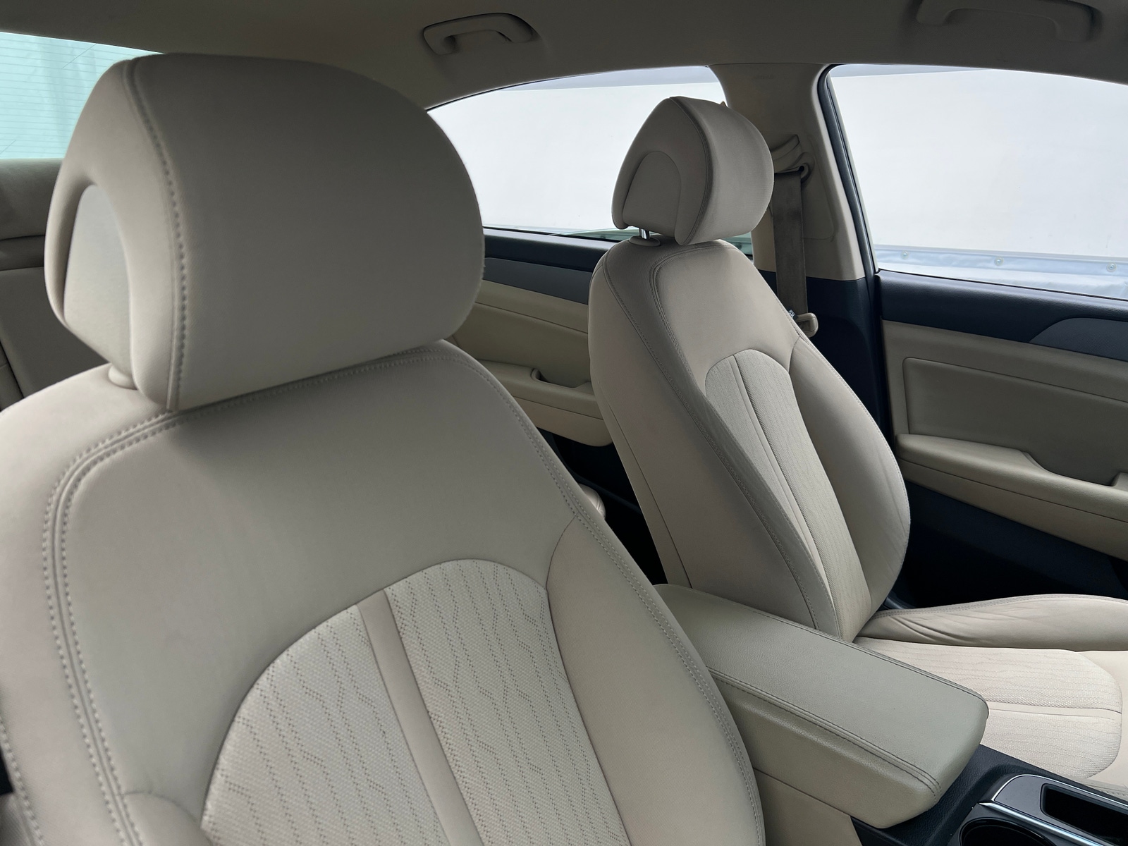 Thumbnail: 2016 Hyundai Sonata - 2