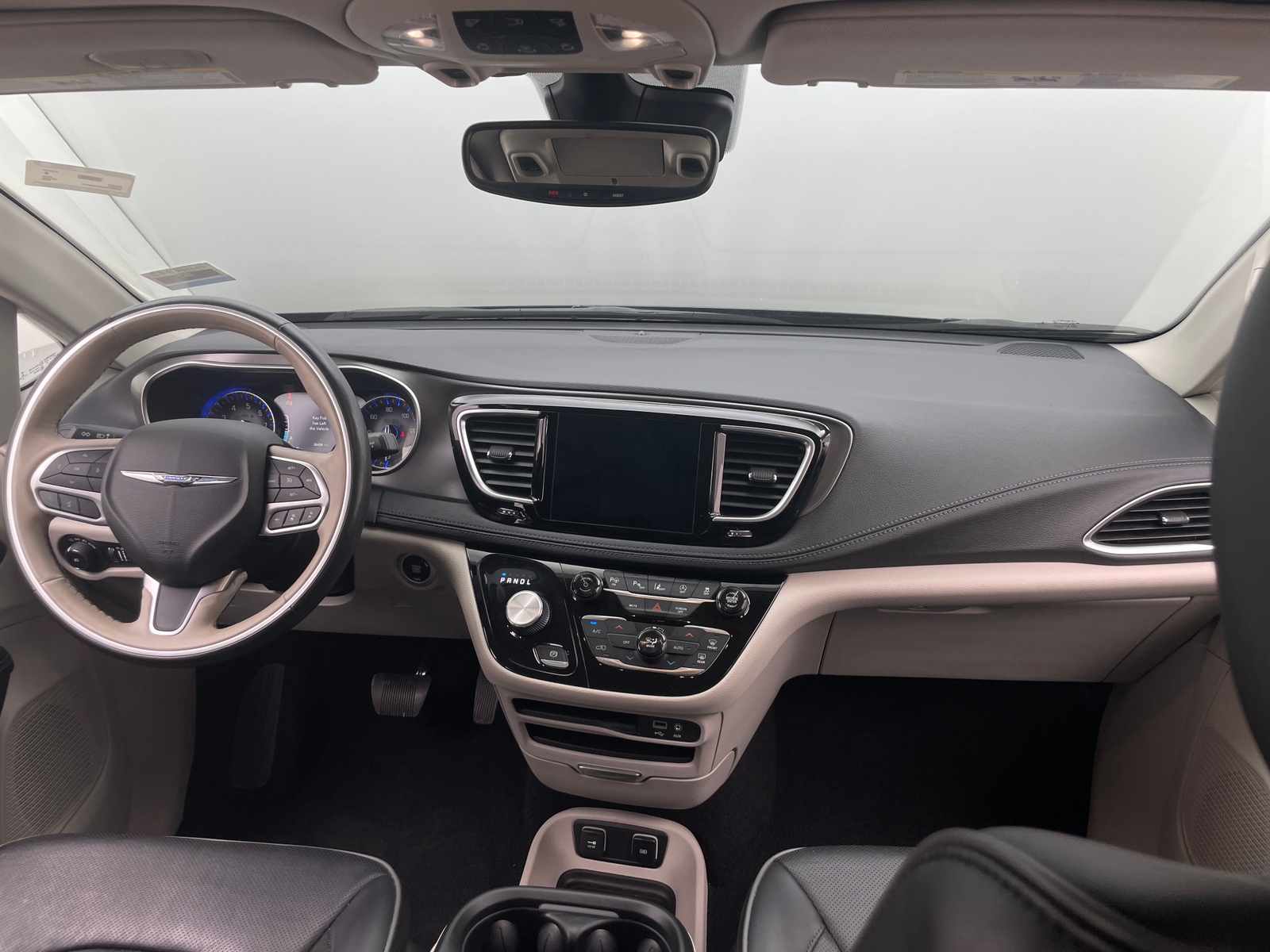 Thumbnail: 2019 Chrysler Pacifica - 2