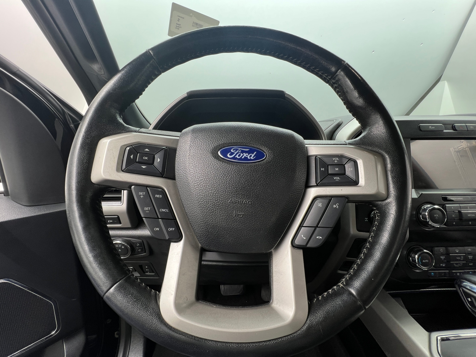 Thumbnail: 2019 Ford Econoline - 4